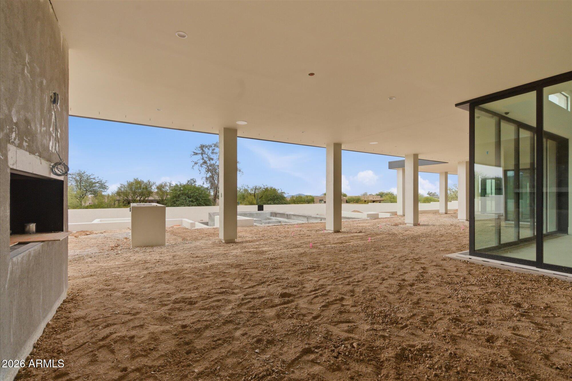 9021 E RIMROCK Drive