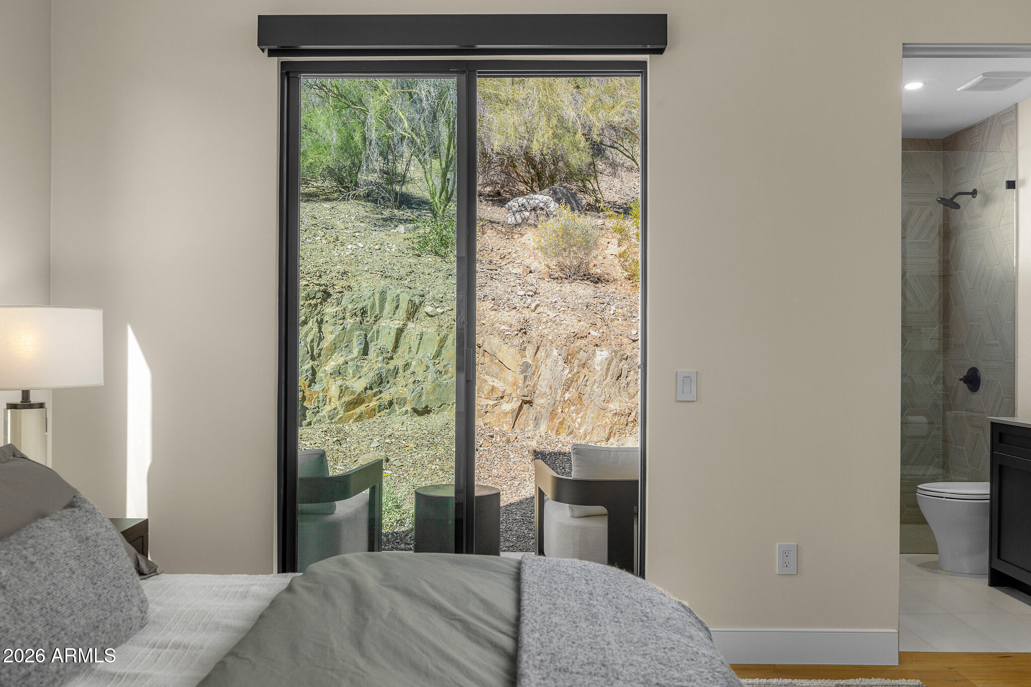 7540 N LAKESIDE Lane