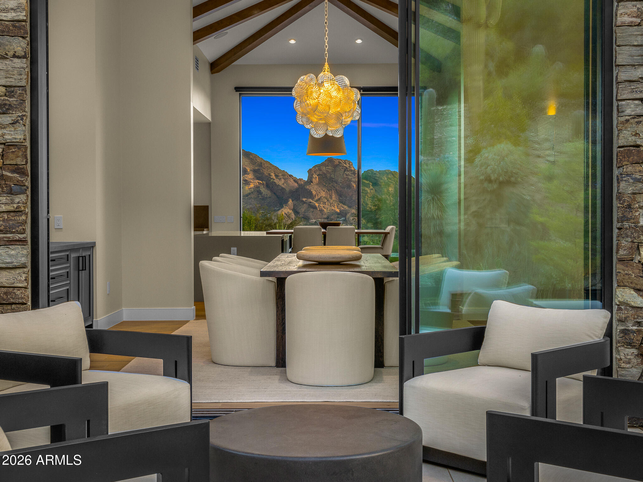 7540 N LAKESIDE Lane