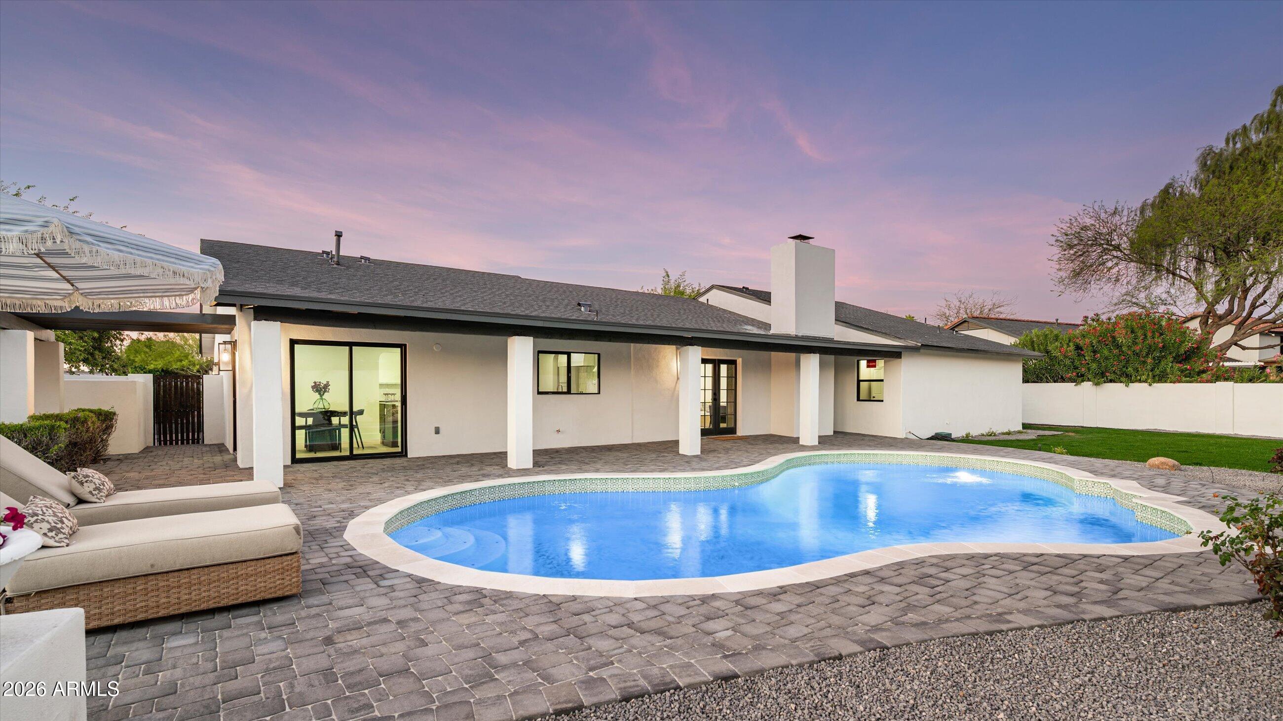 5927 E ASTER Drive