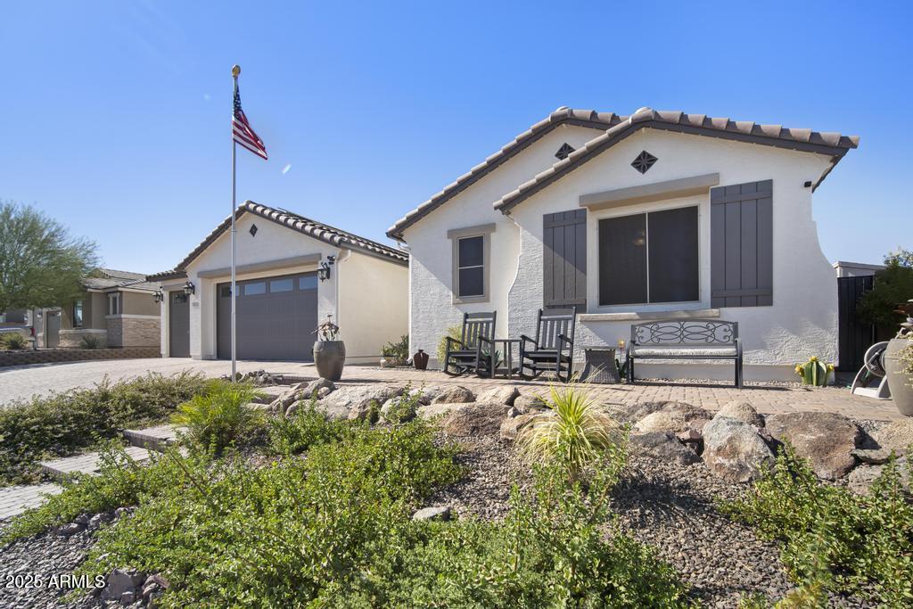 12512 W LAMAR Court