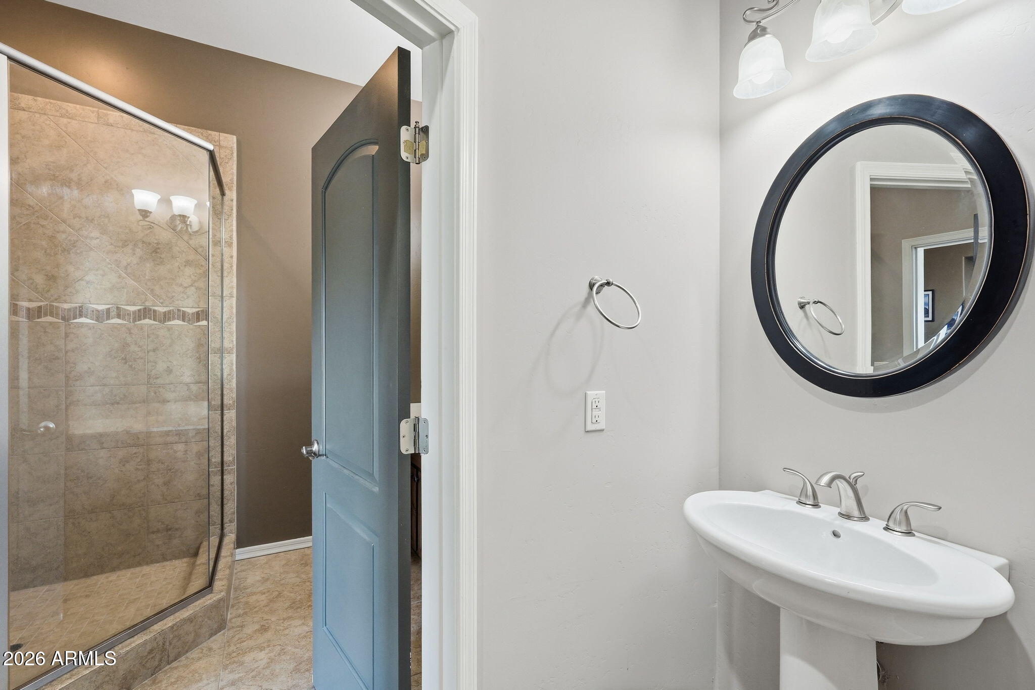 6202 E MCKELLIPS Road 11