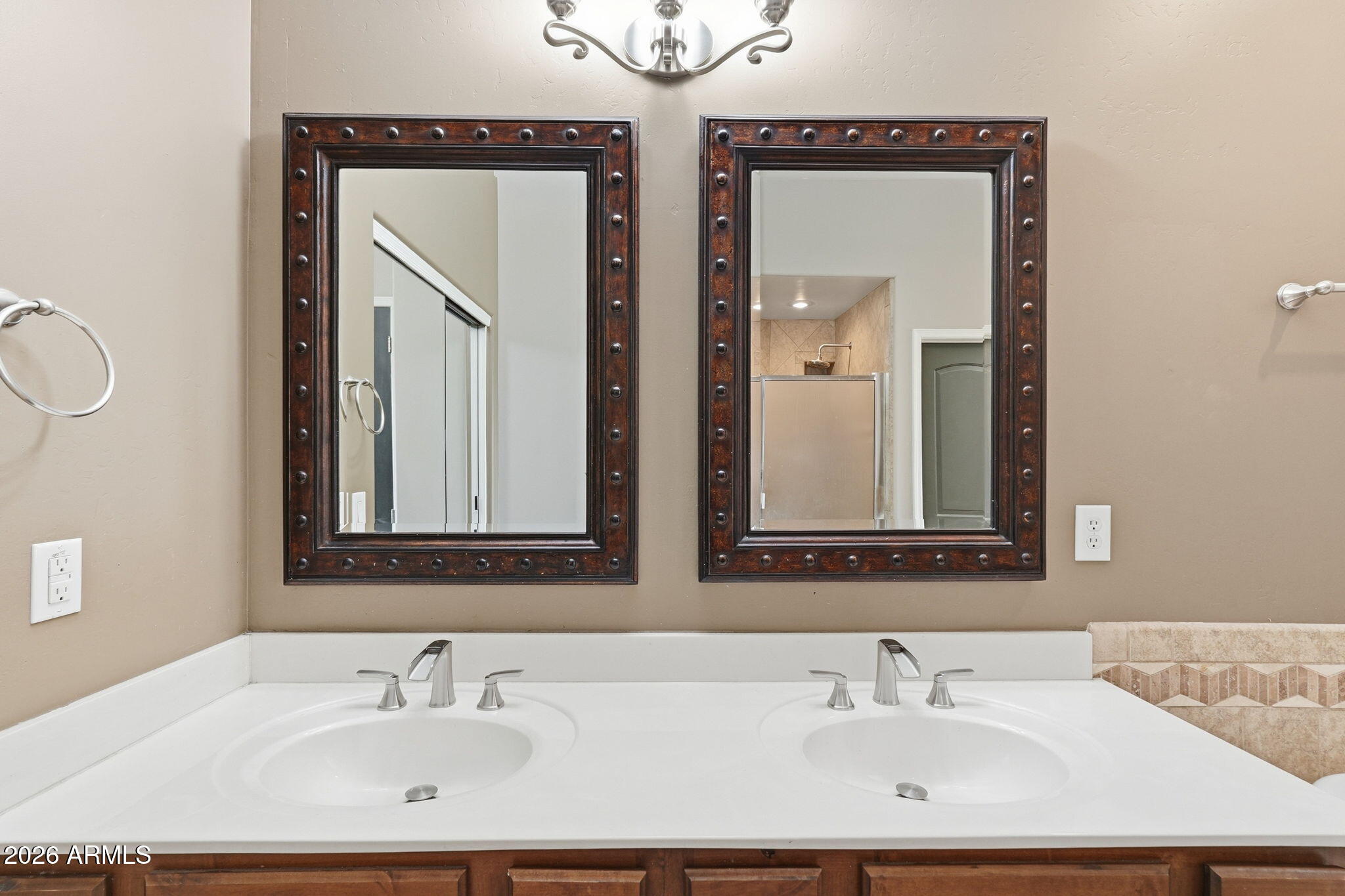 6202 E MCKELLIPS Road 11