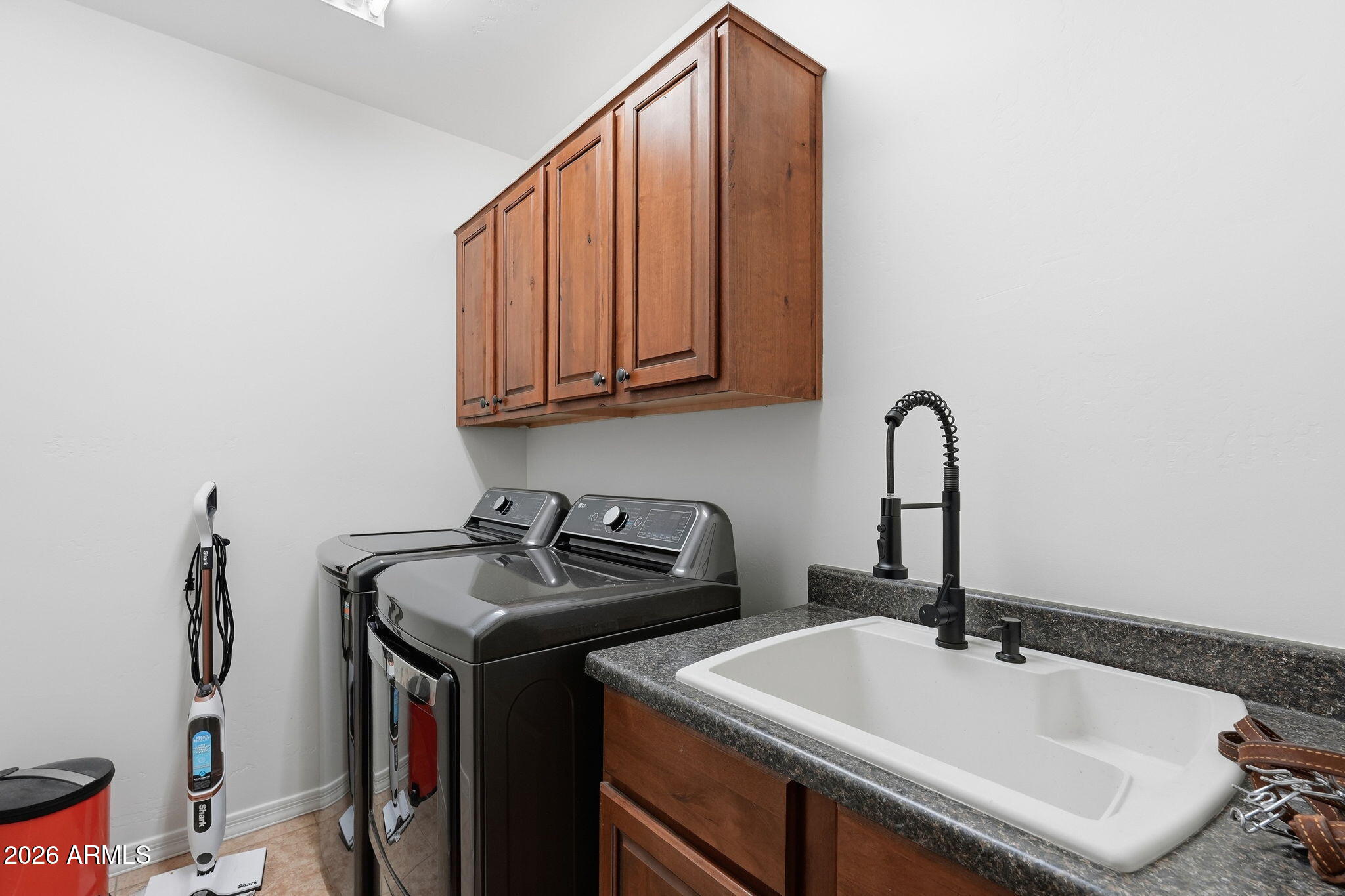 6202 E MCKELLIPS Road 11