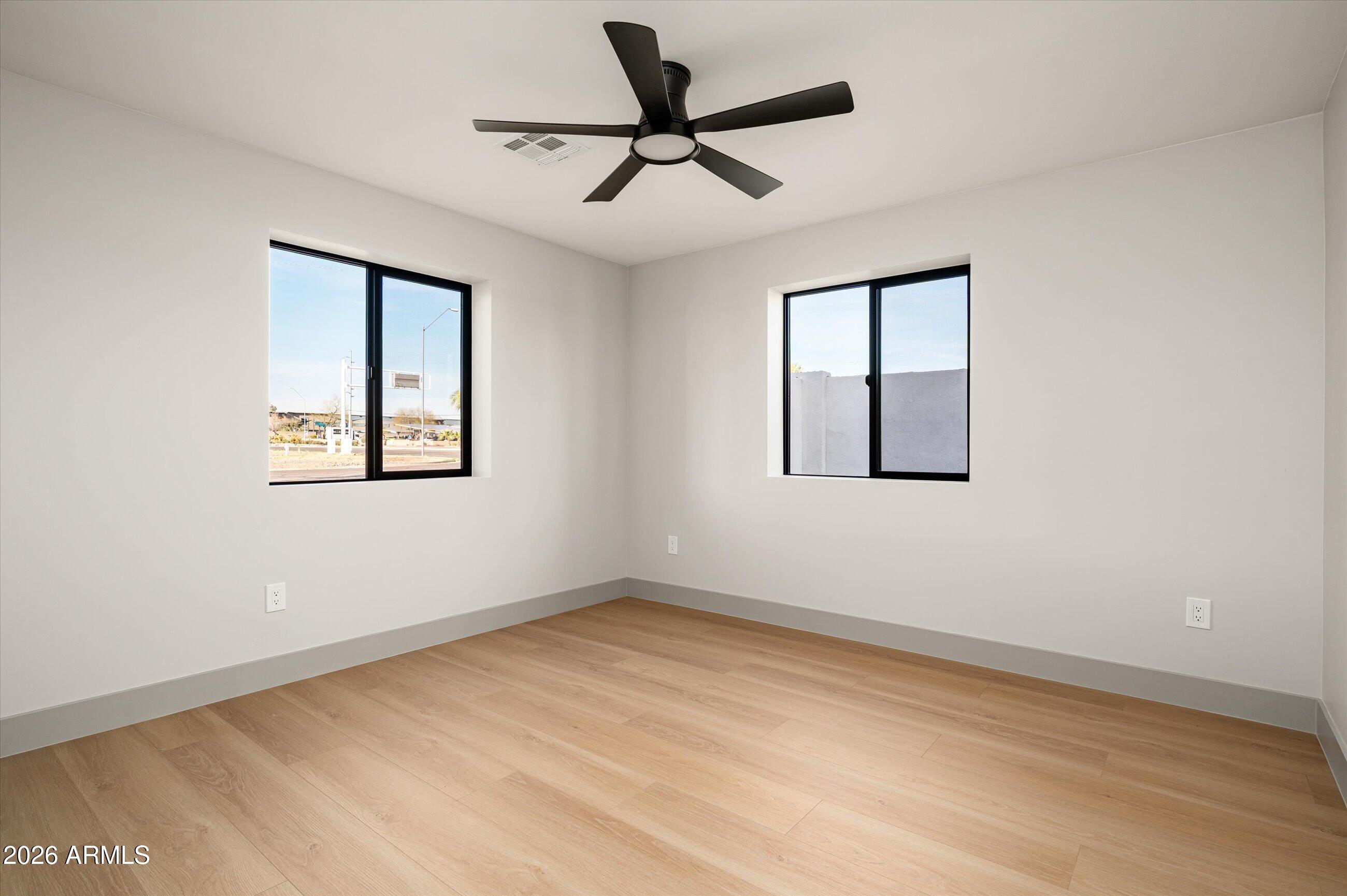 7121 E LARKSPUR Drive