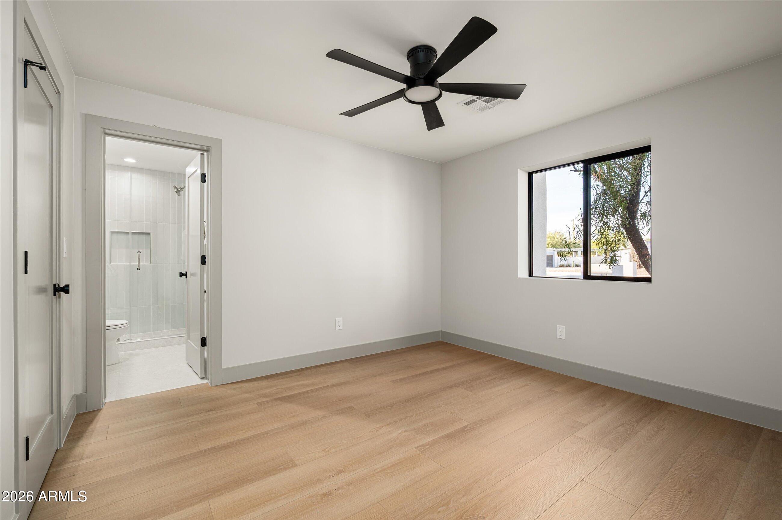 7121 E LARKSPUR Drive