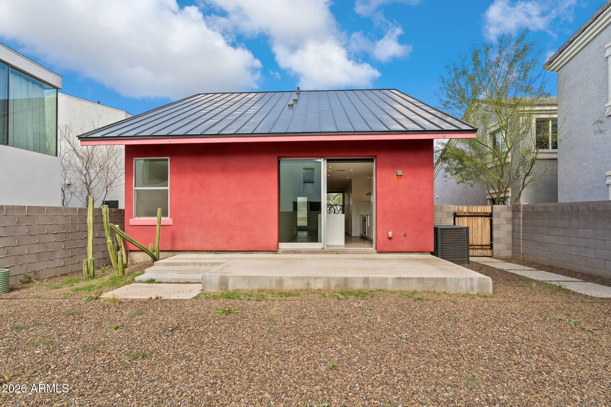 1337 E Polk Street 10