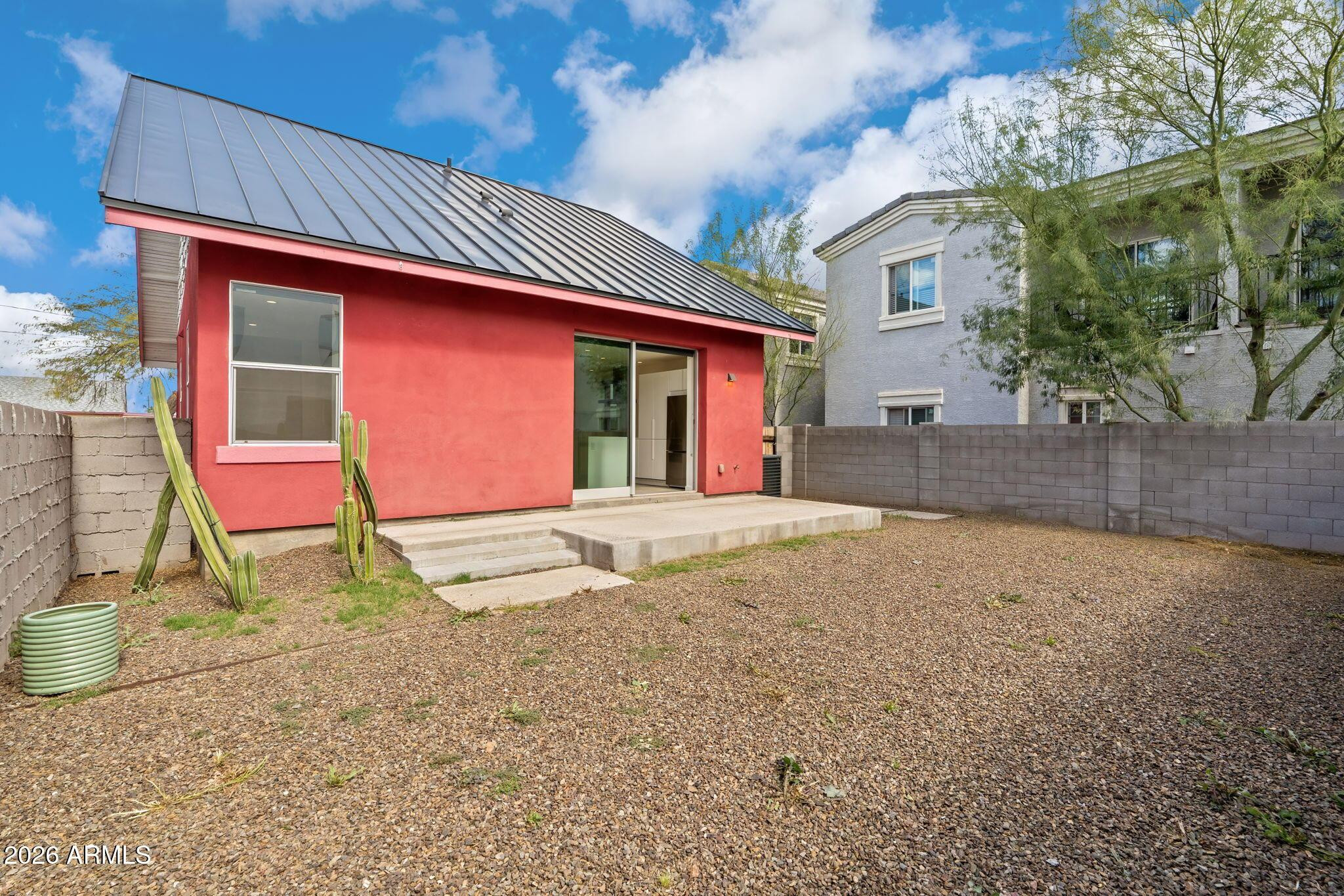 1337 E Polk Street 10