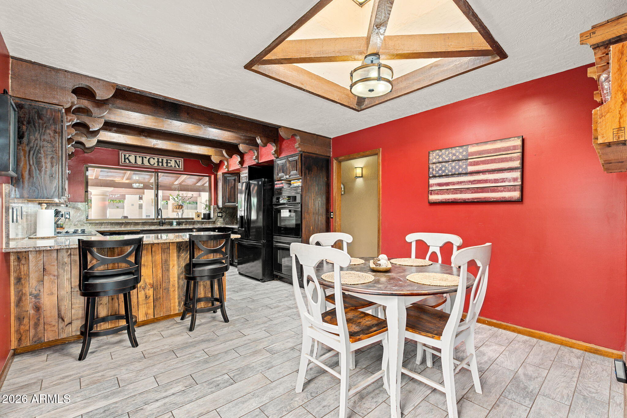 1825 E ELMWOOD Street