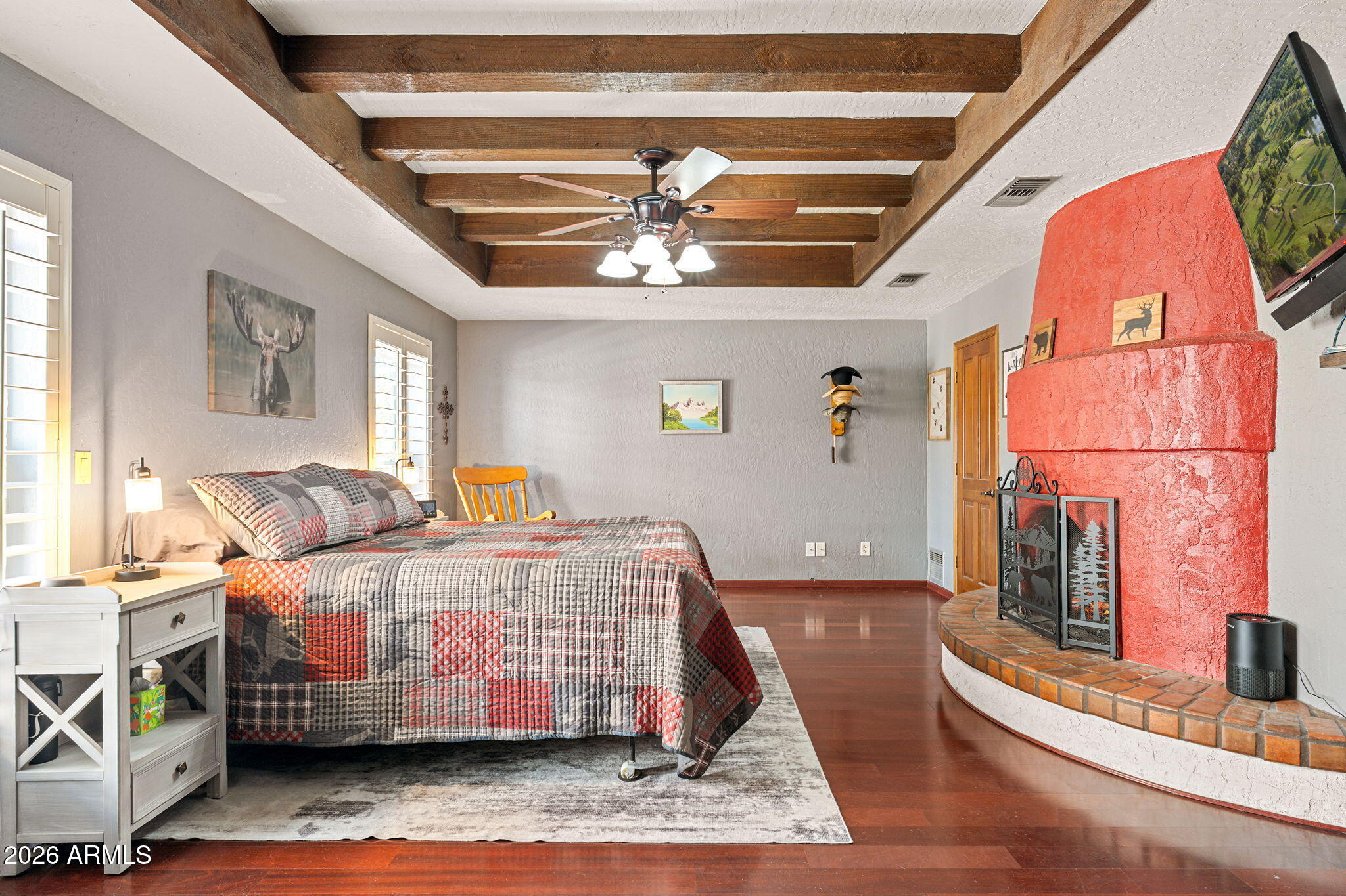 1825 E ELMWOOD Street