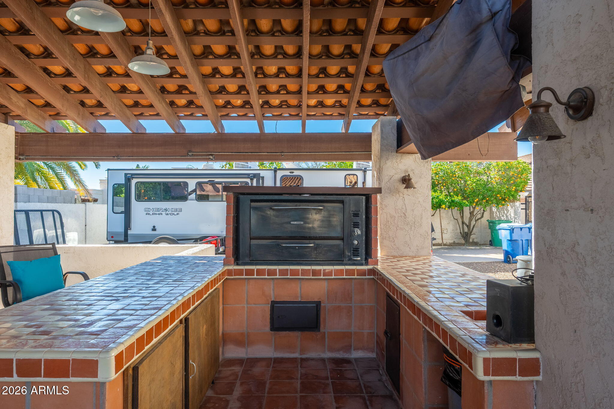 1825 E ELMWOOD Street