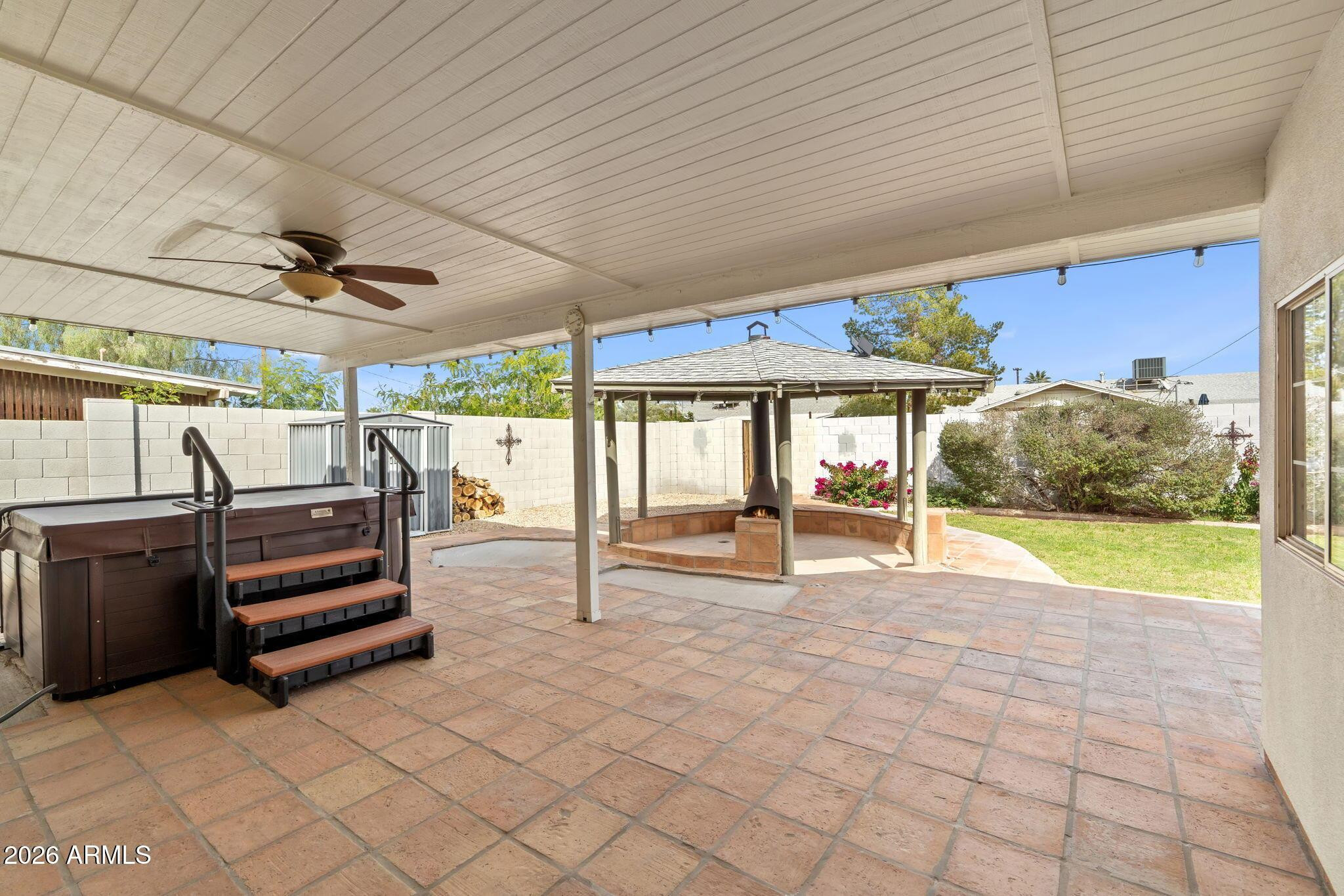 3007 N 84TH Place