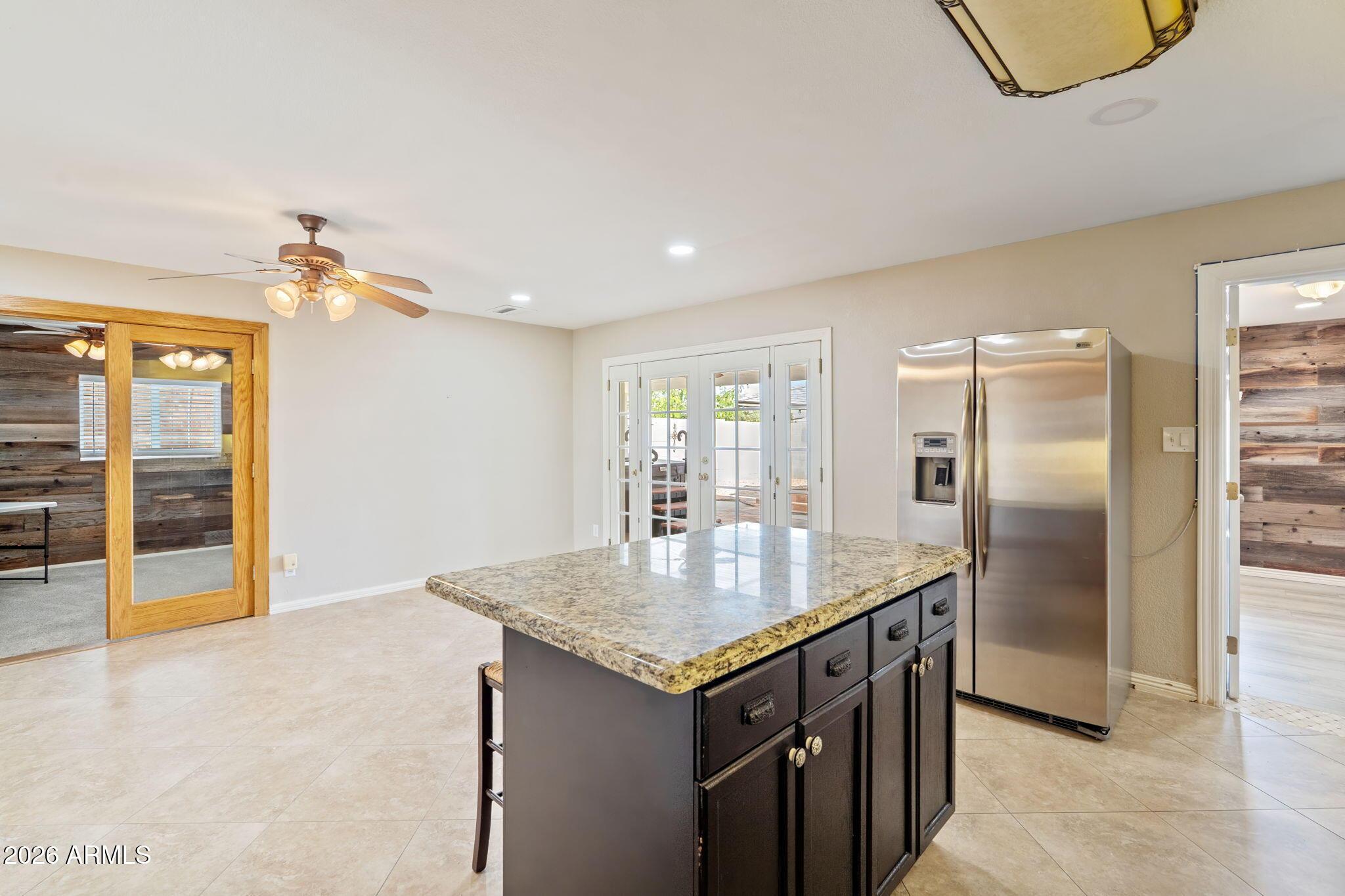 3007 N 84TH Place