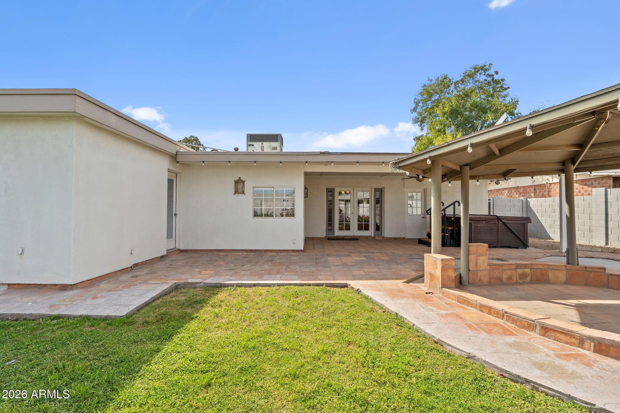 3007 N 84TH Place