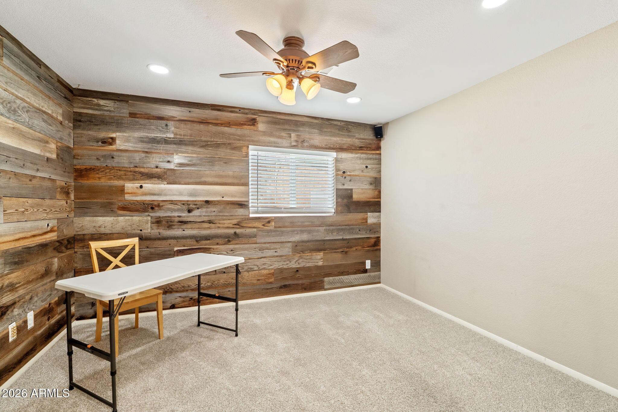 3007 N 84TH Place