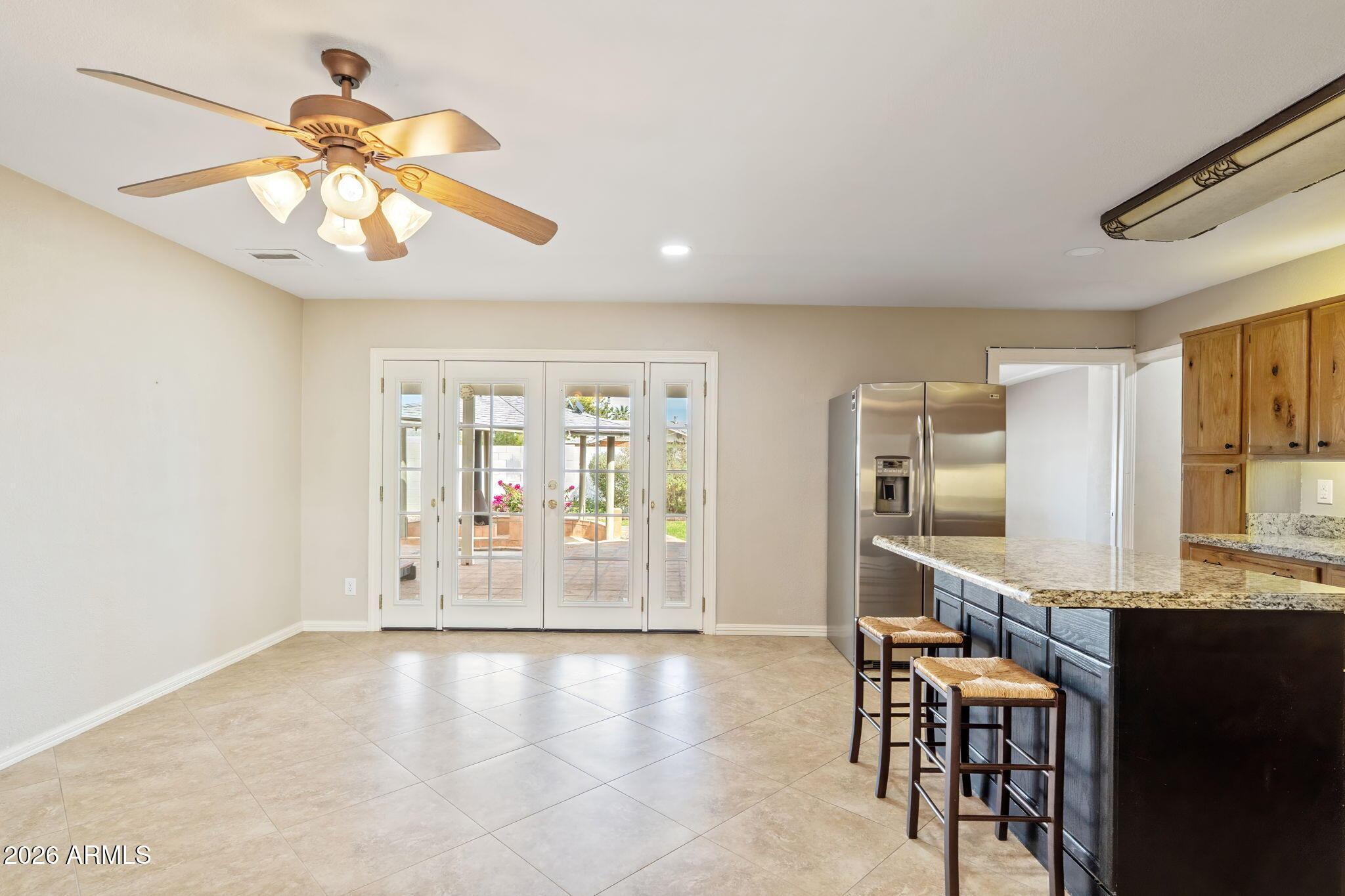 3007 N 84TH Place