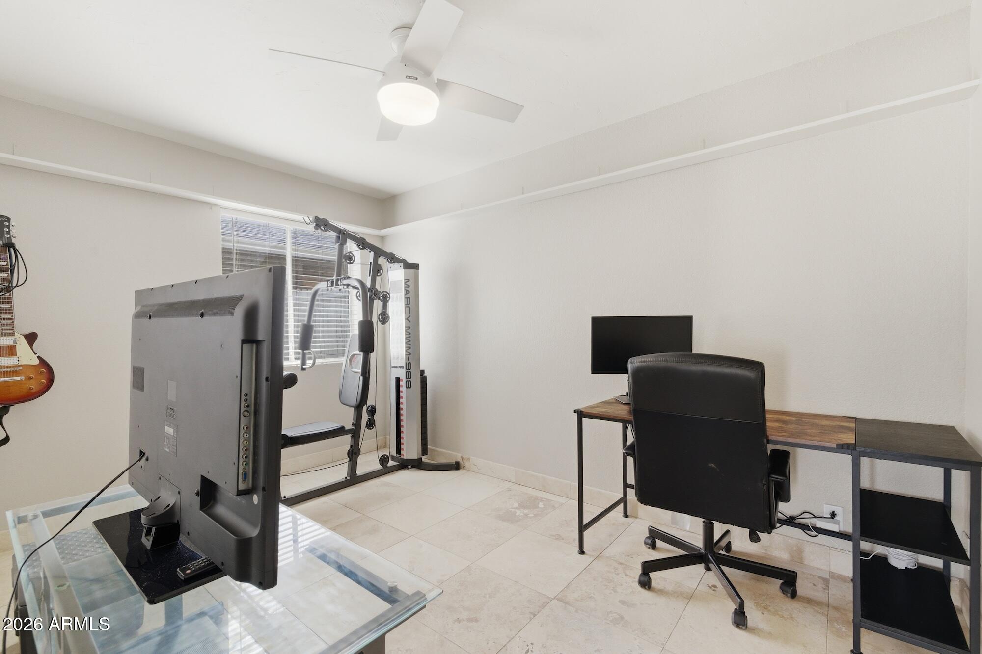 38 W HILLVIEW Street