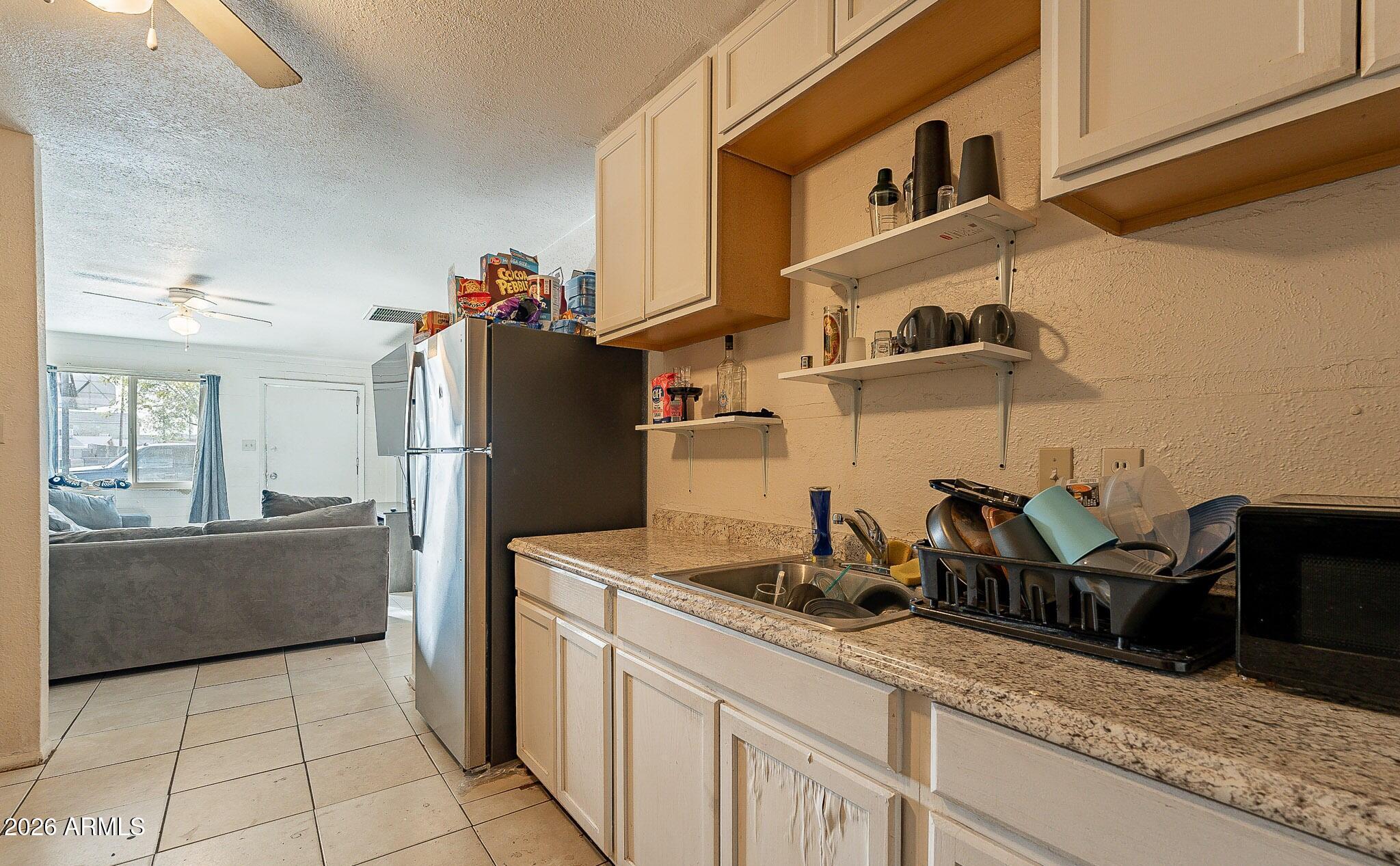 1021 N HAROLD Street