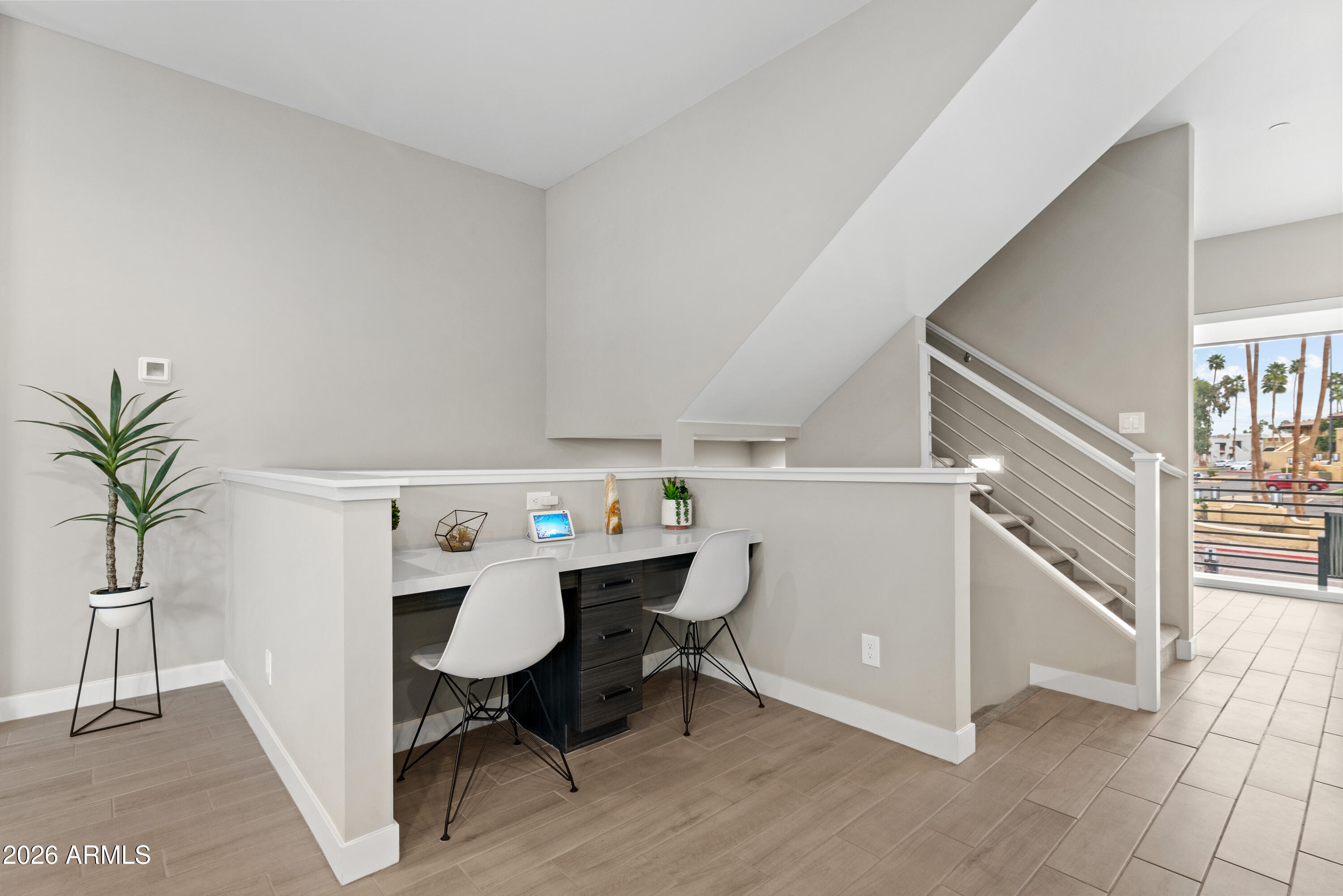 1717 E MORTEN Avenue 3