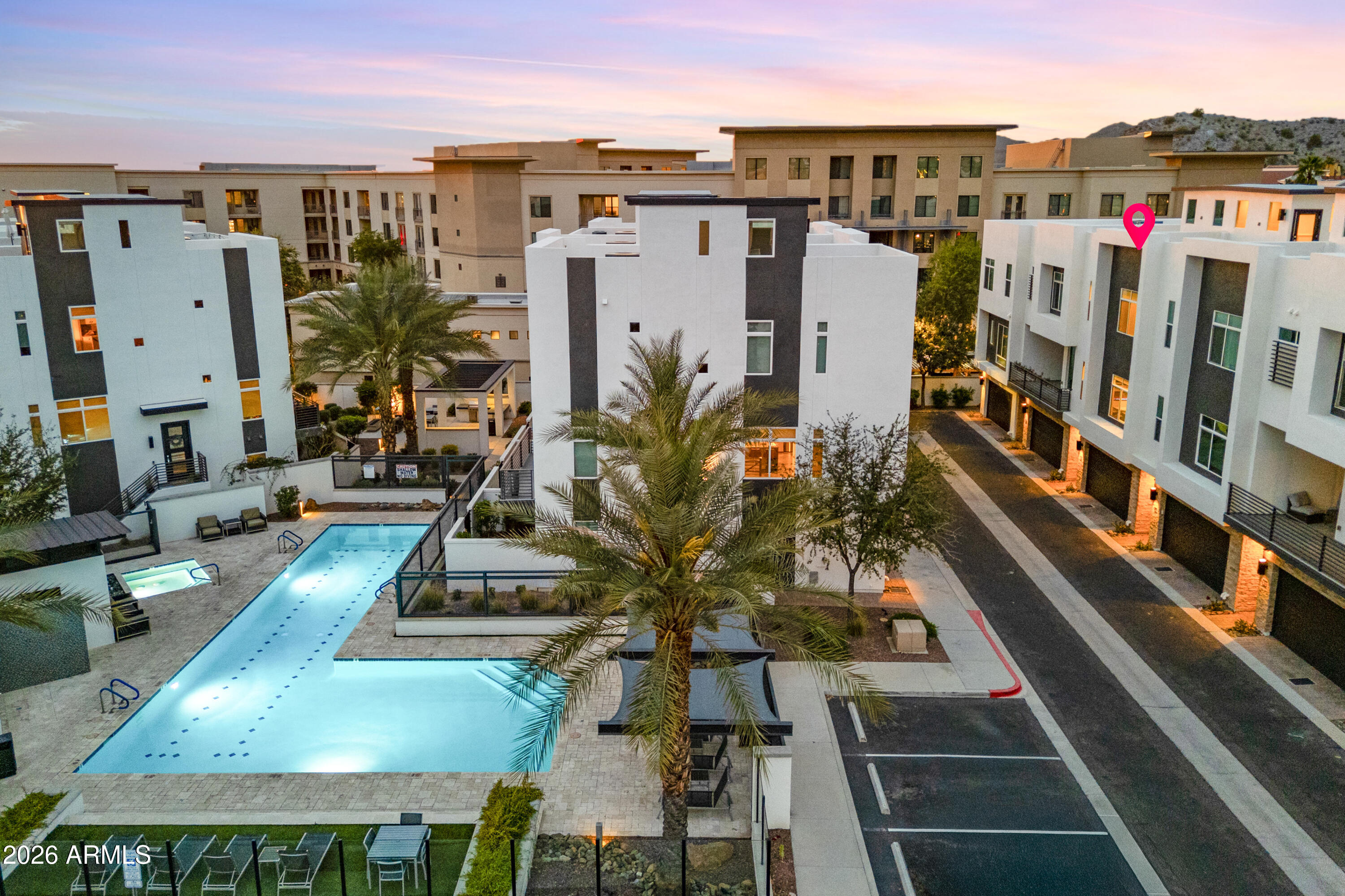 1717 E MORTEN Avenue 3