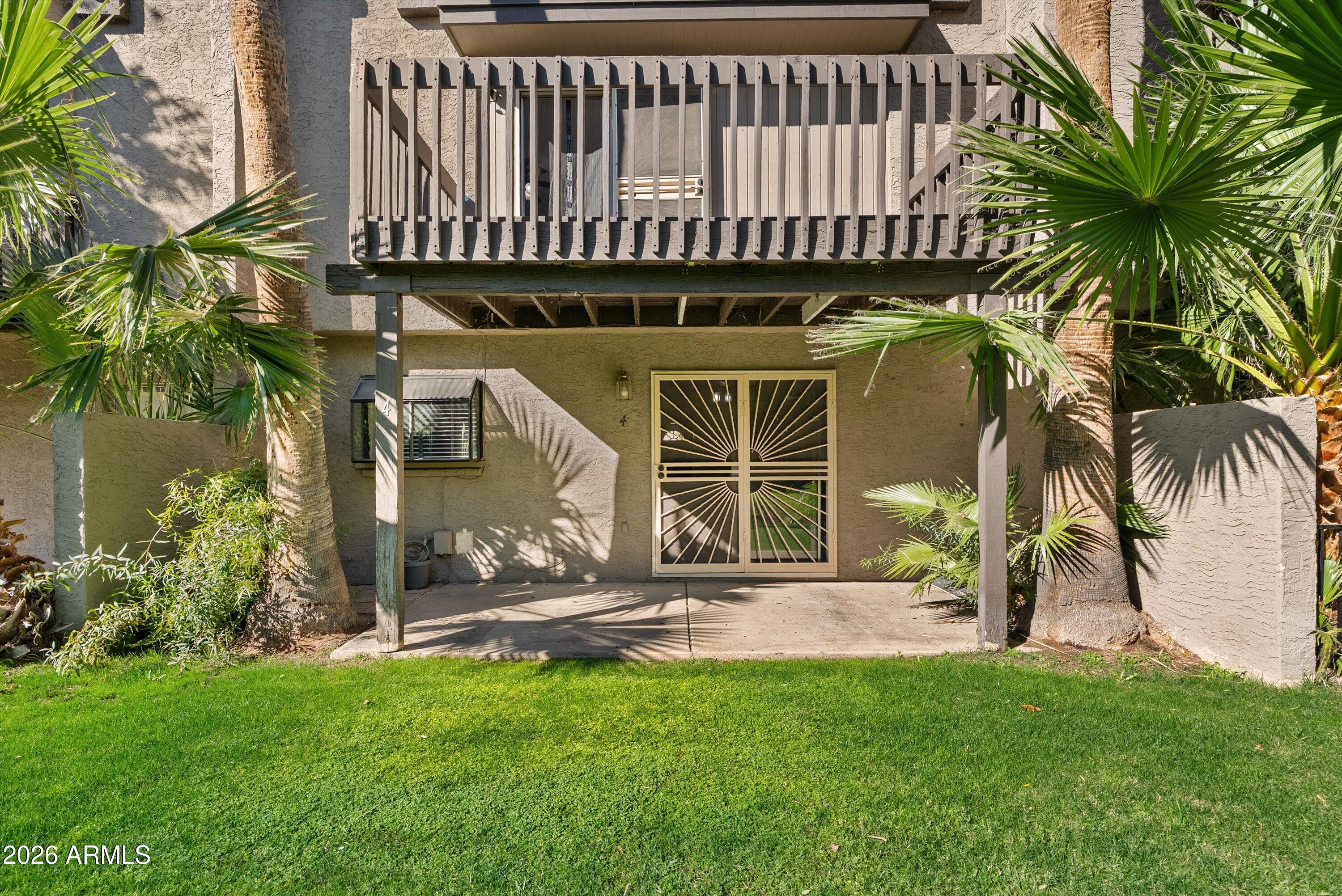 2232 W LINDNER Avenue 4