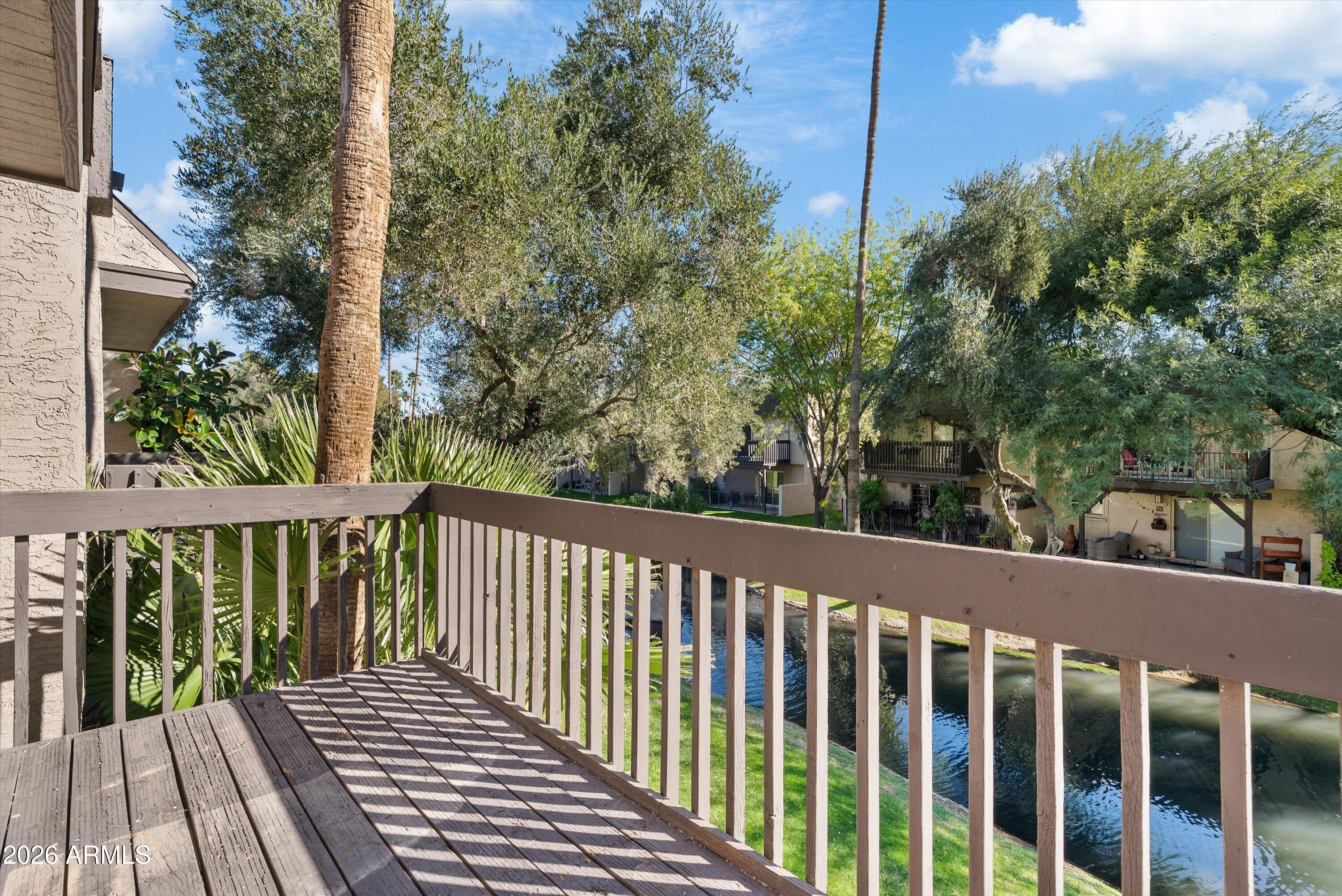 2232 W LINDNER Avenue 4