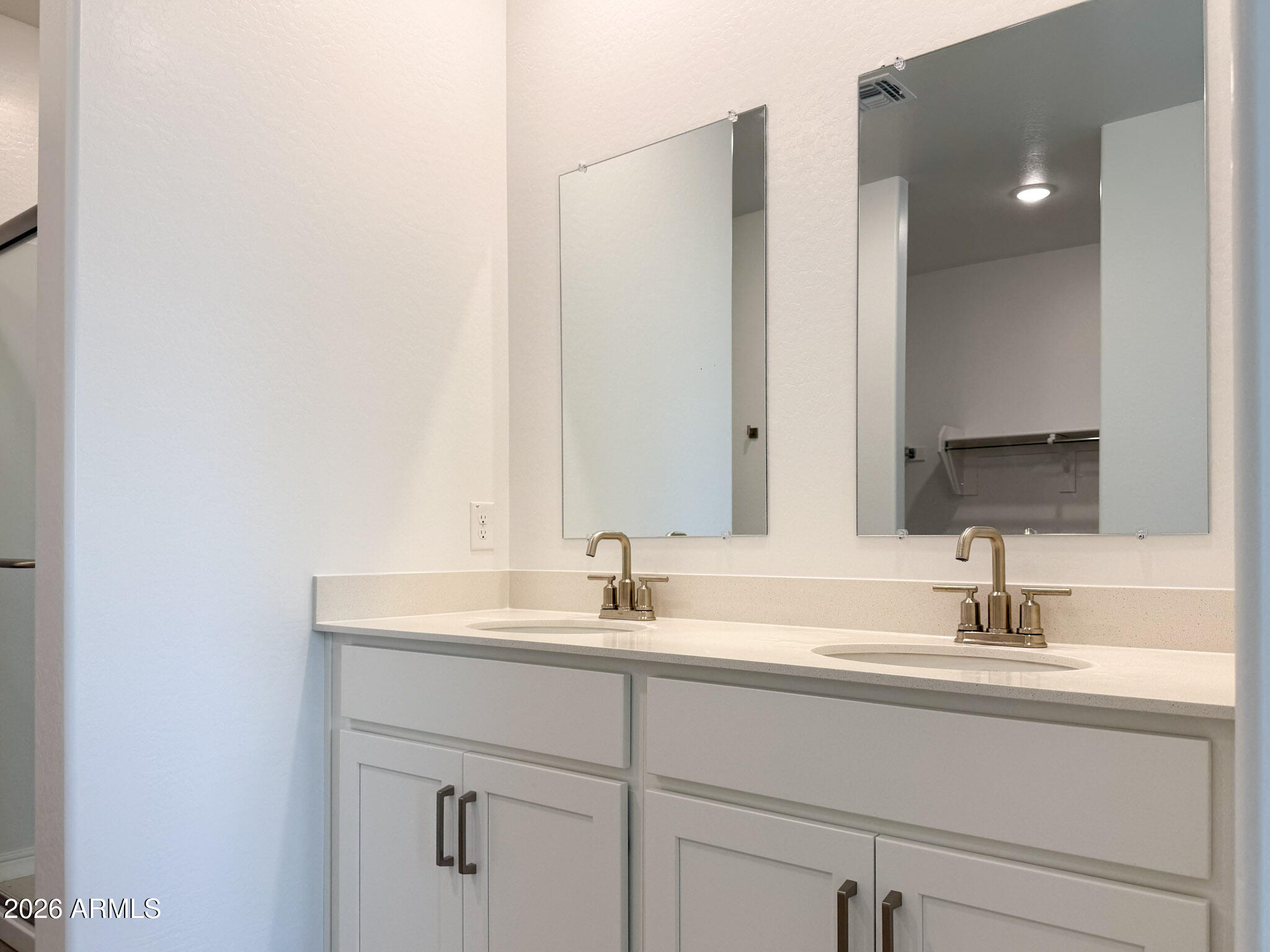 47637 W KENNER Drive