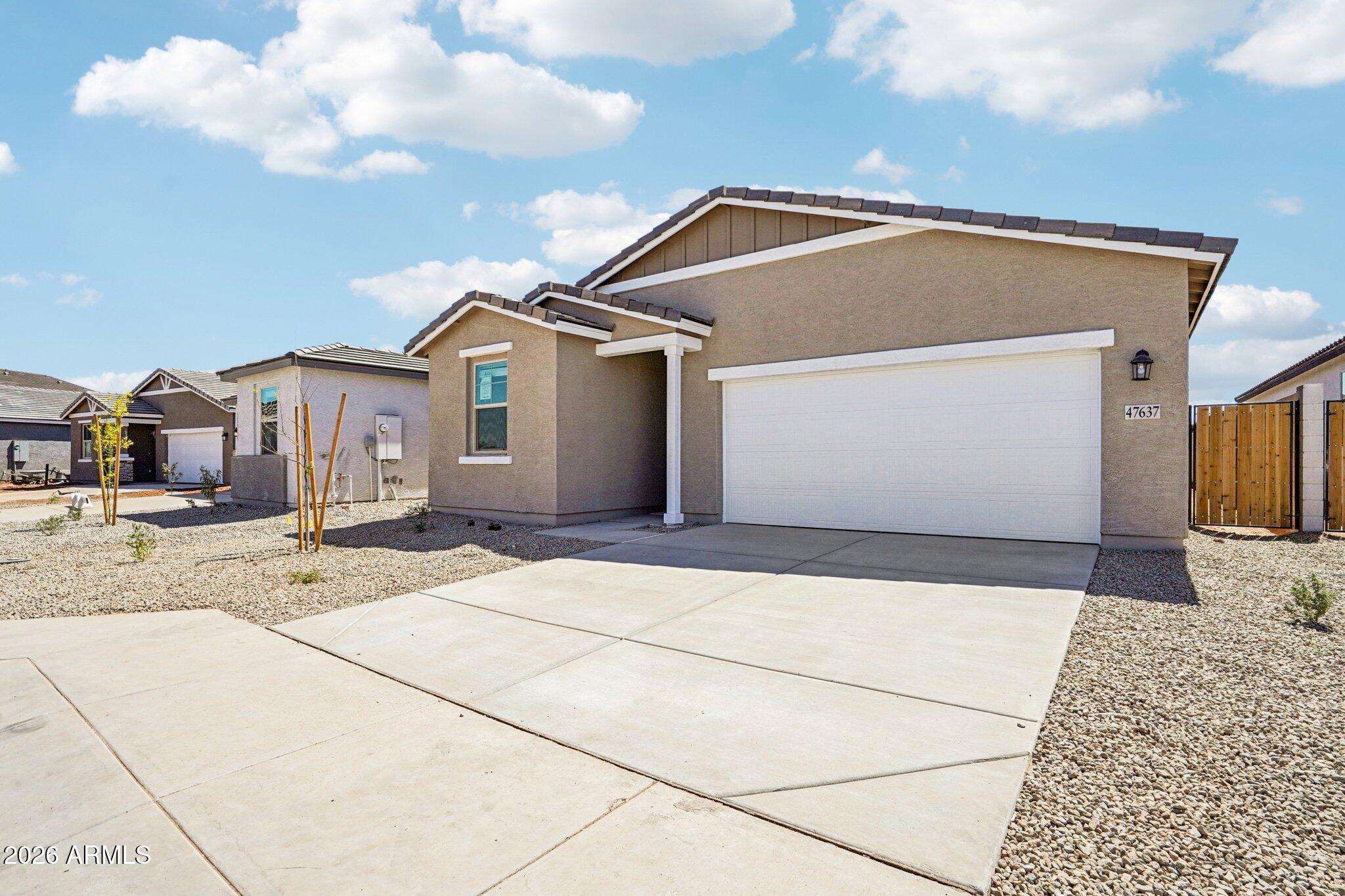 47637 W KENNER Drive