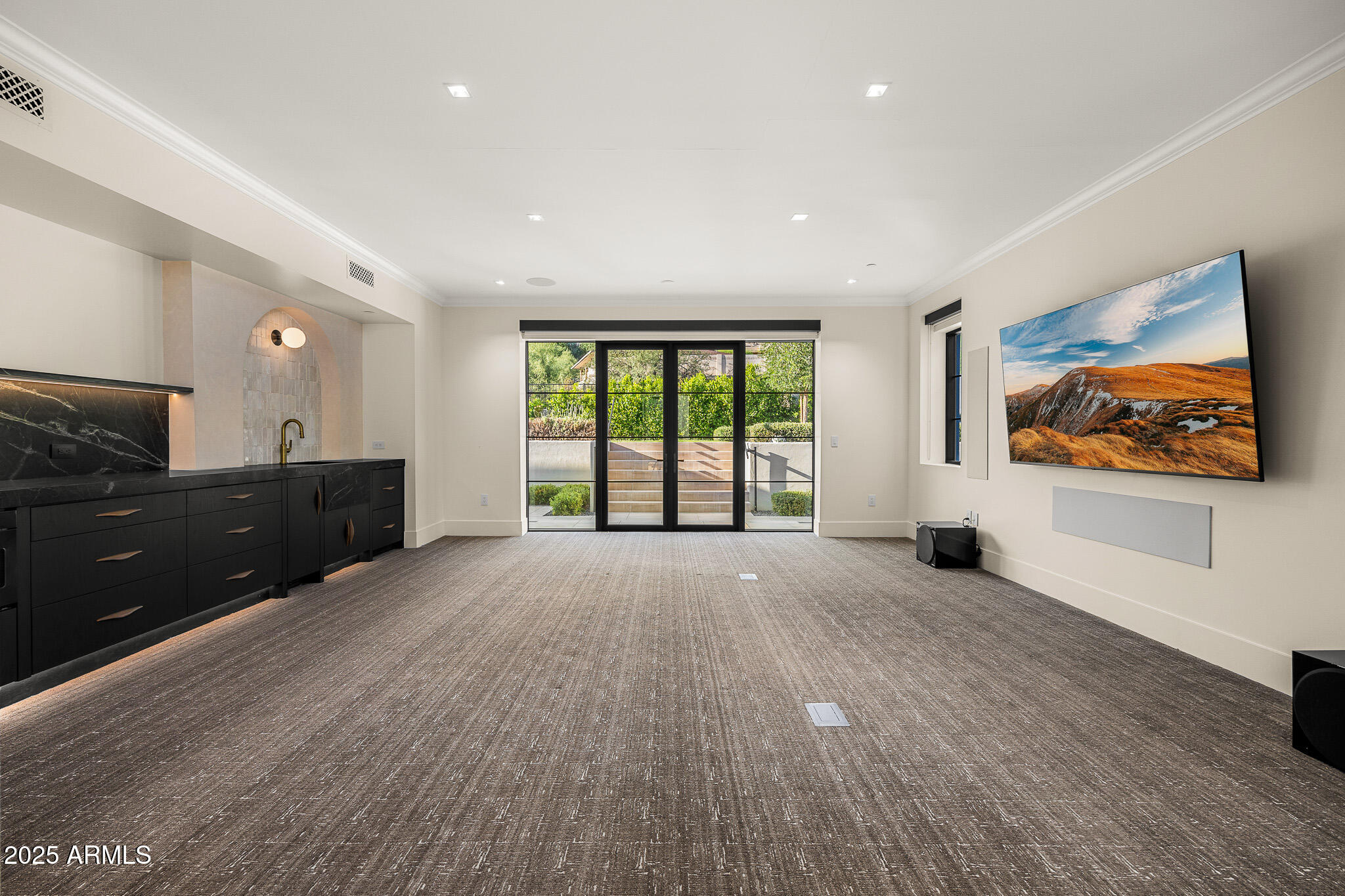 6126 E JOSHUA TREE Lane