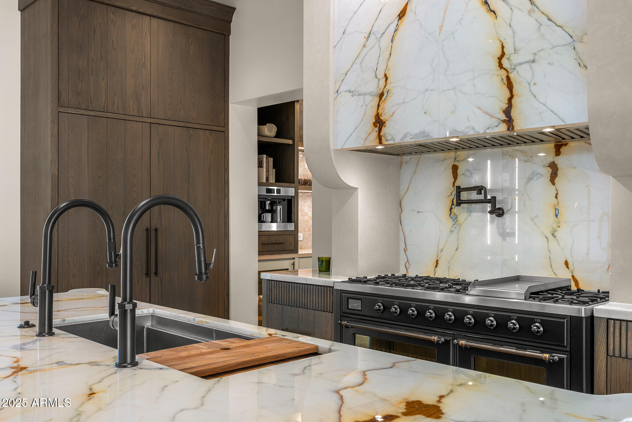 6126 E JOSHUA TREE Lane