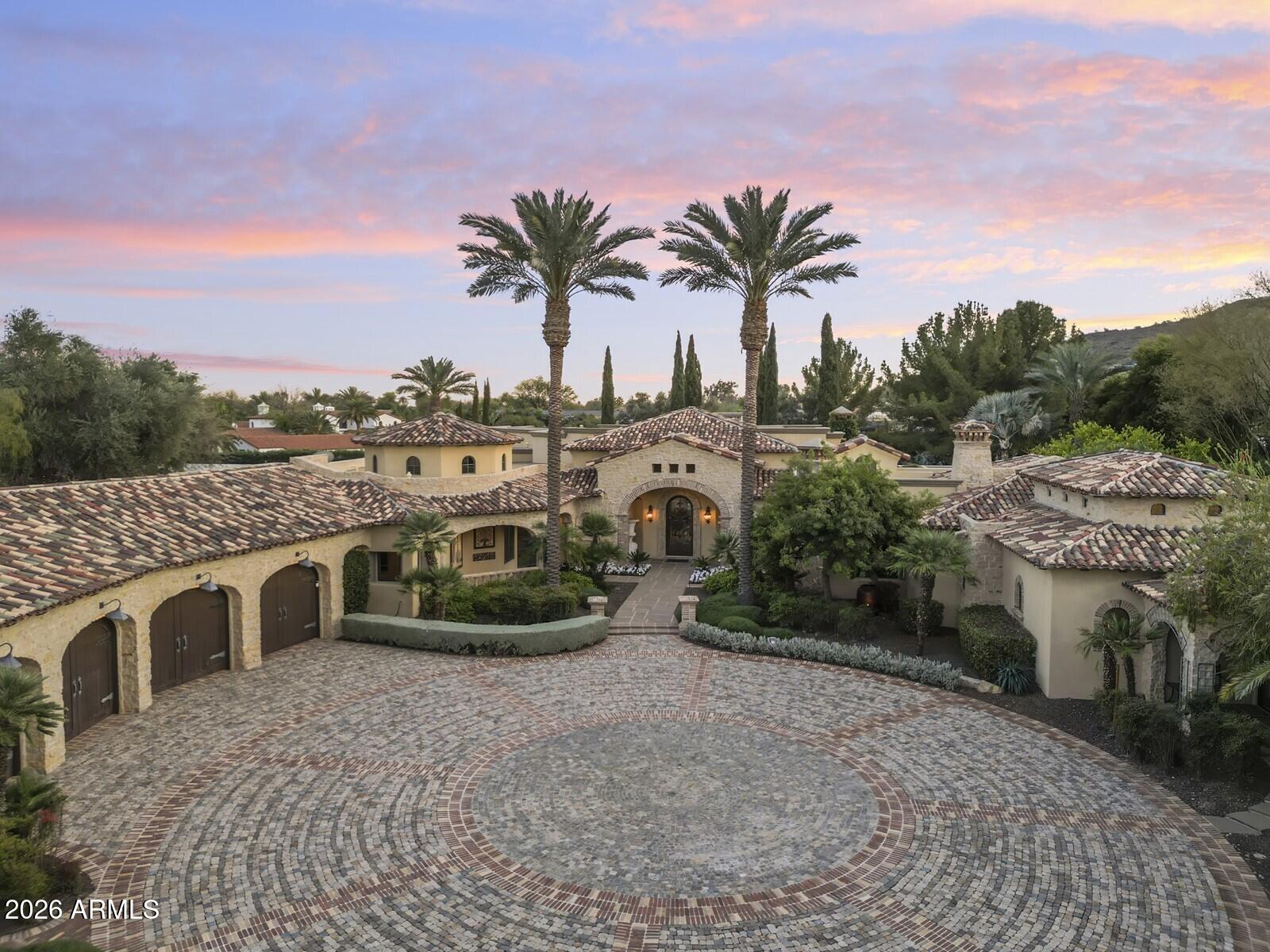 6619 E STALLION Road