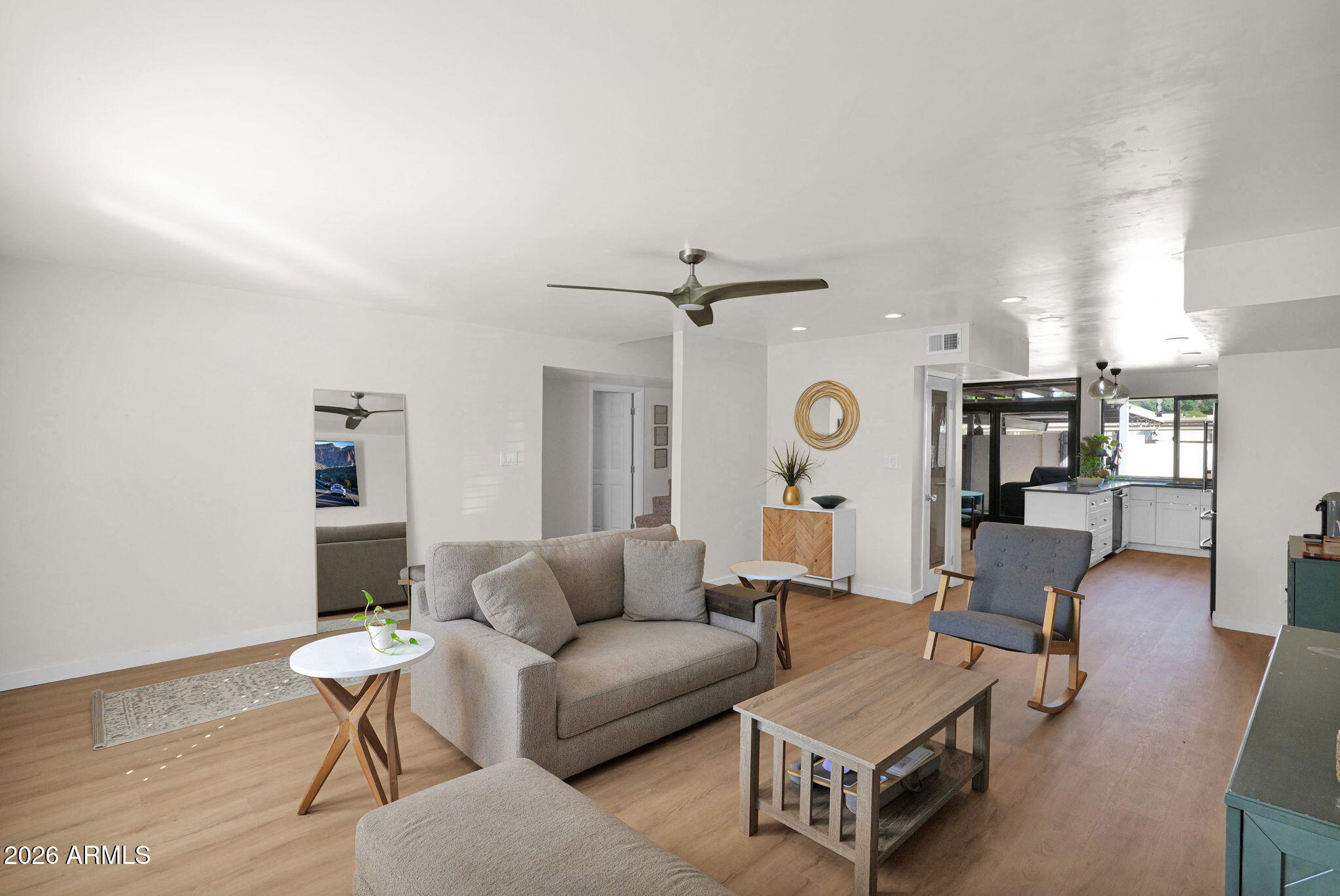 7742 E VERNON Avenue