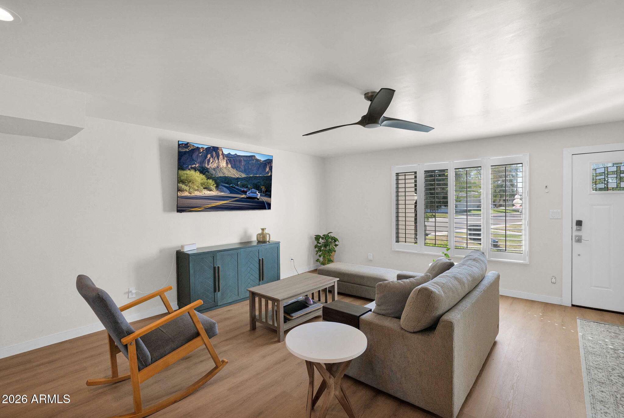 7742 E VERNON Avenue