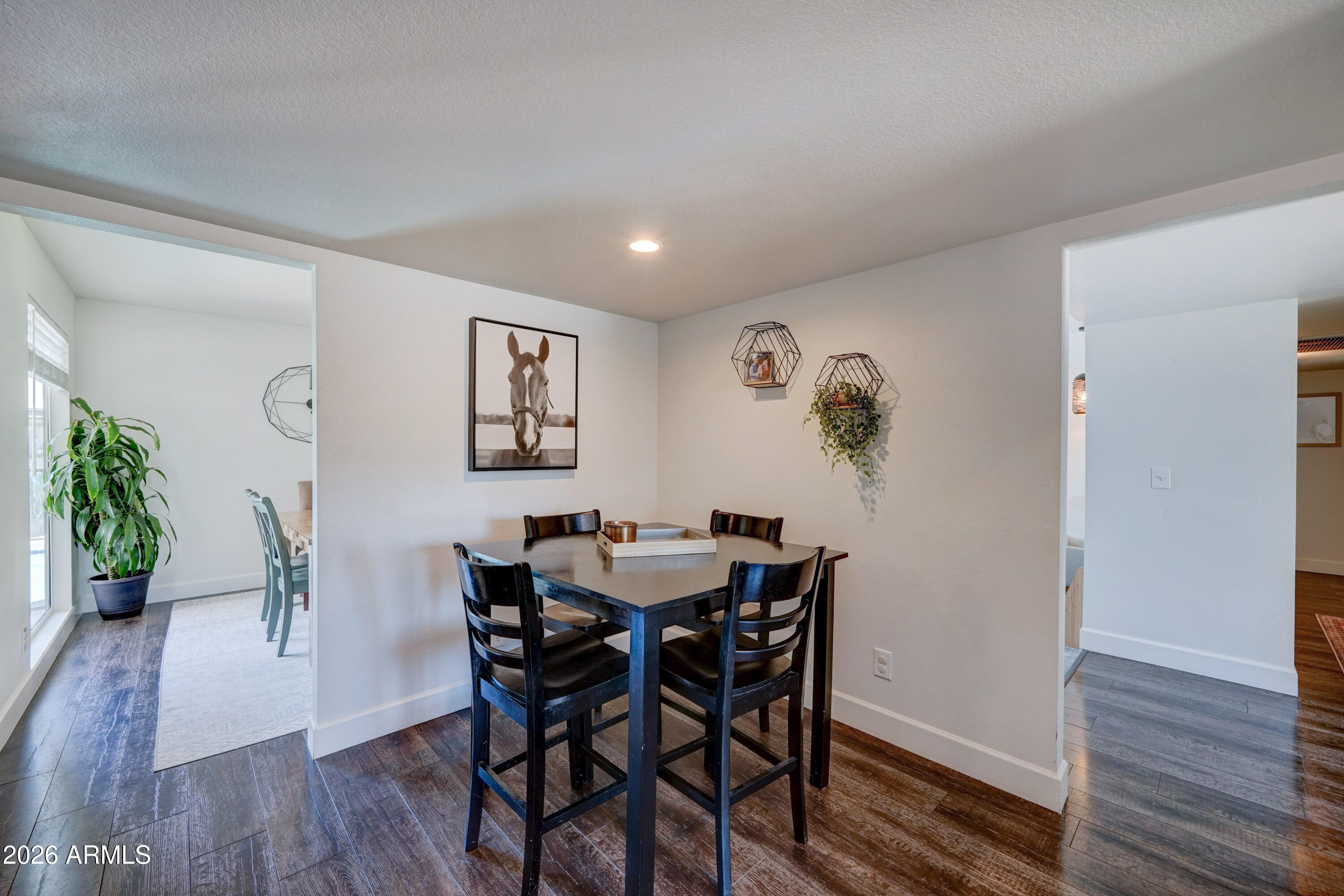 4820 E SUNNYSIDE Drive