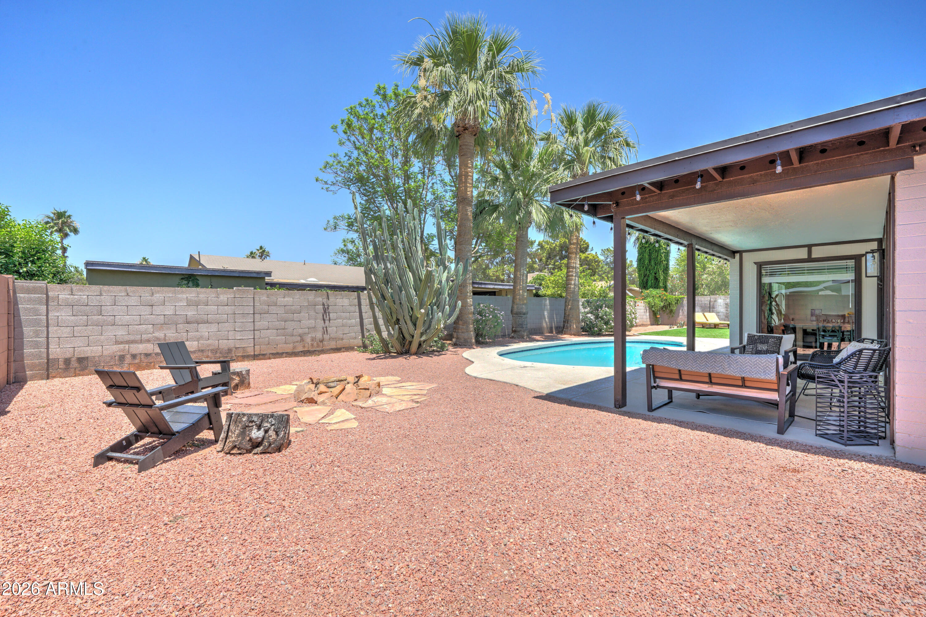 4820 E SUNNYSIDE Drive