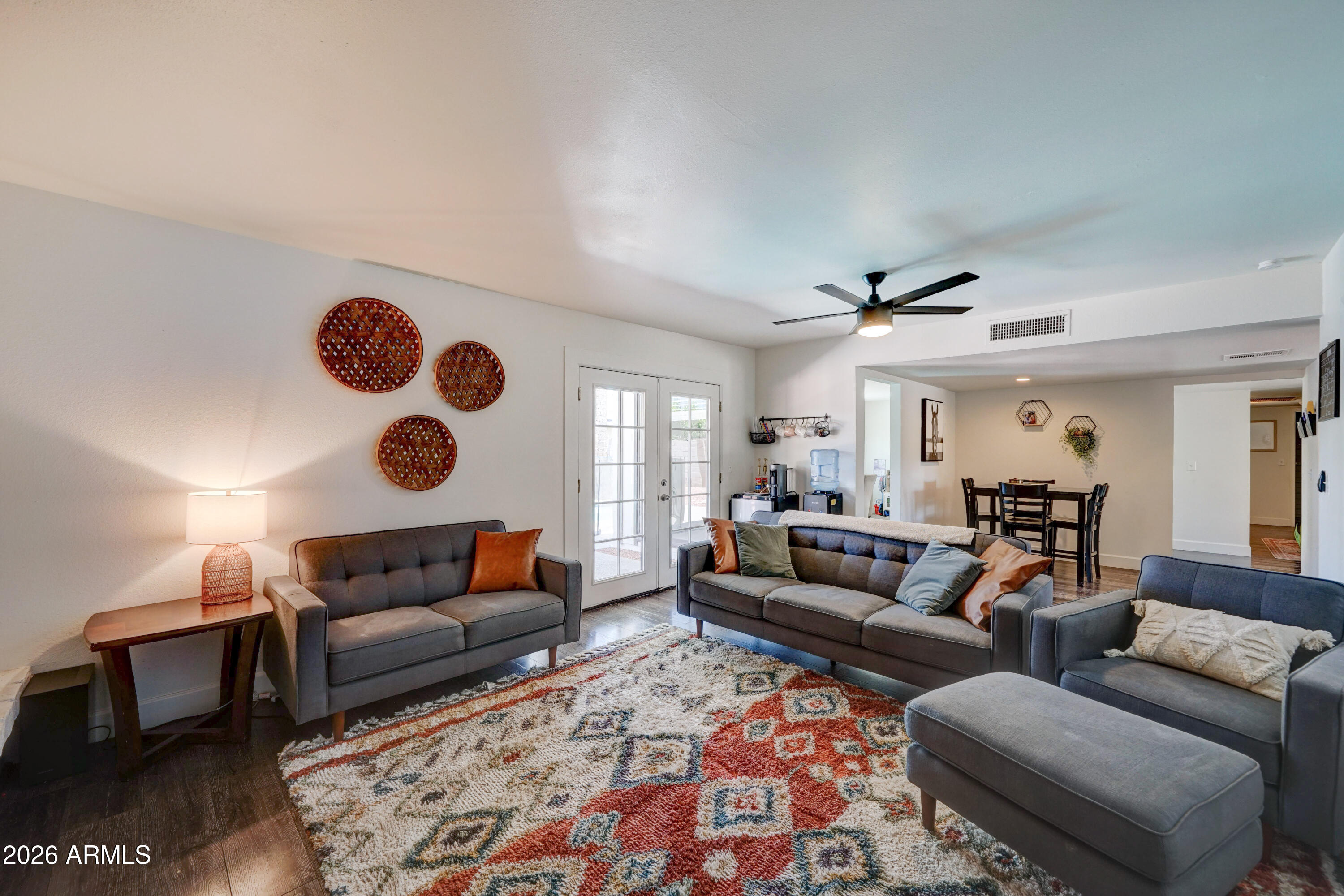 4820 E SUNNYSIDE Drive