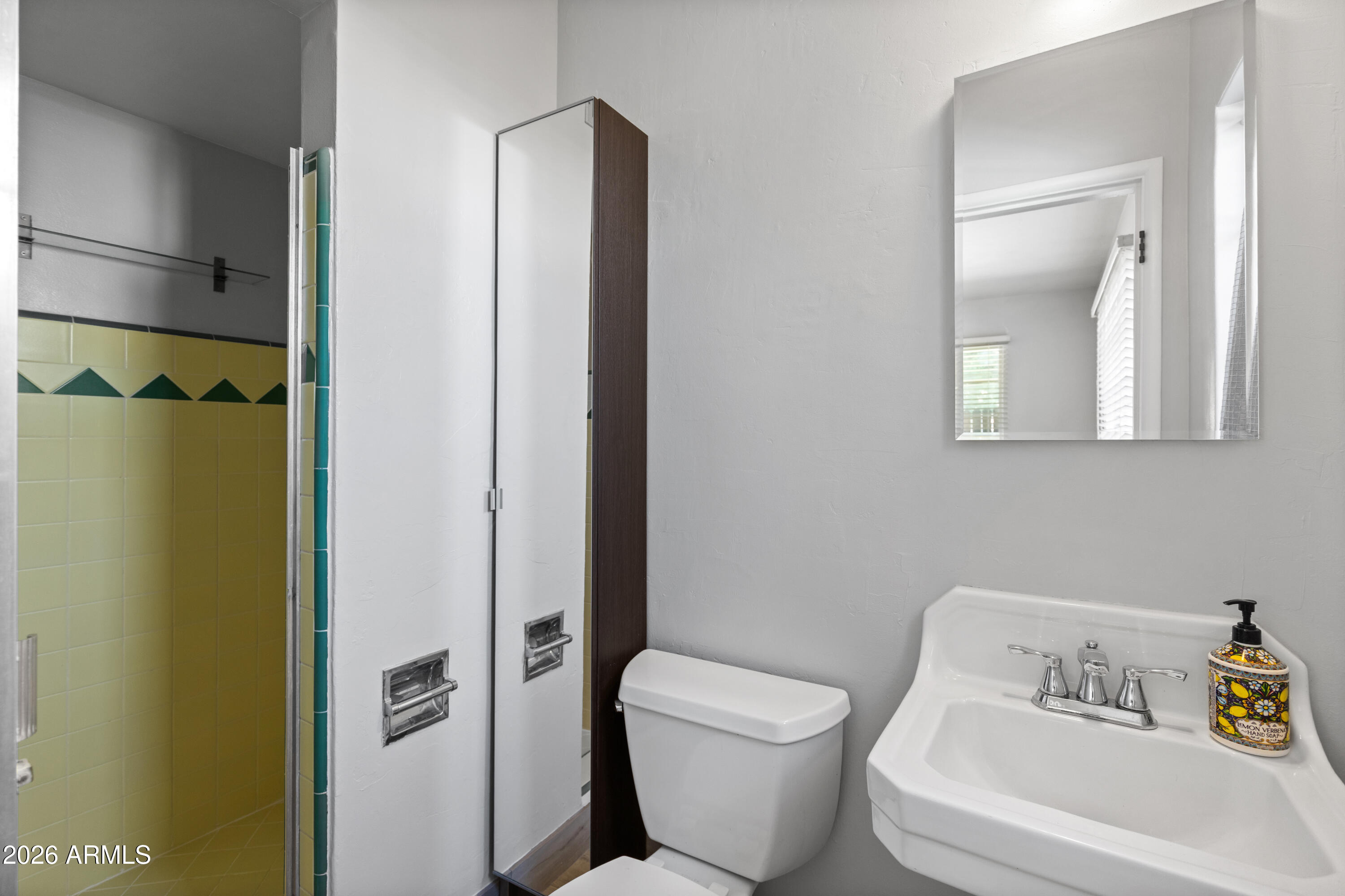 3506 E Fairmount Avenue