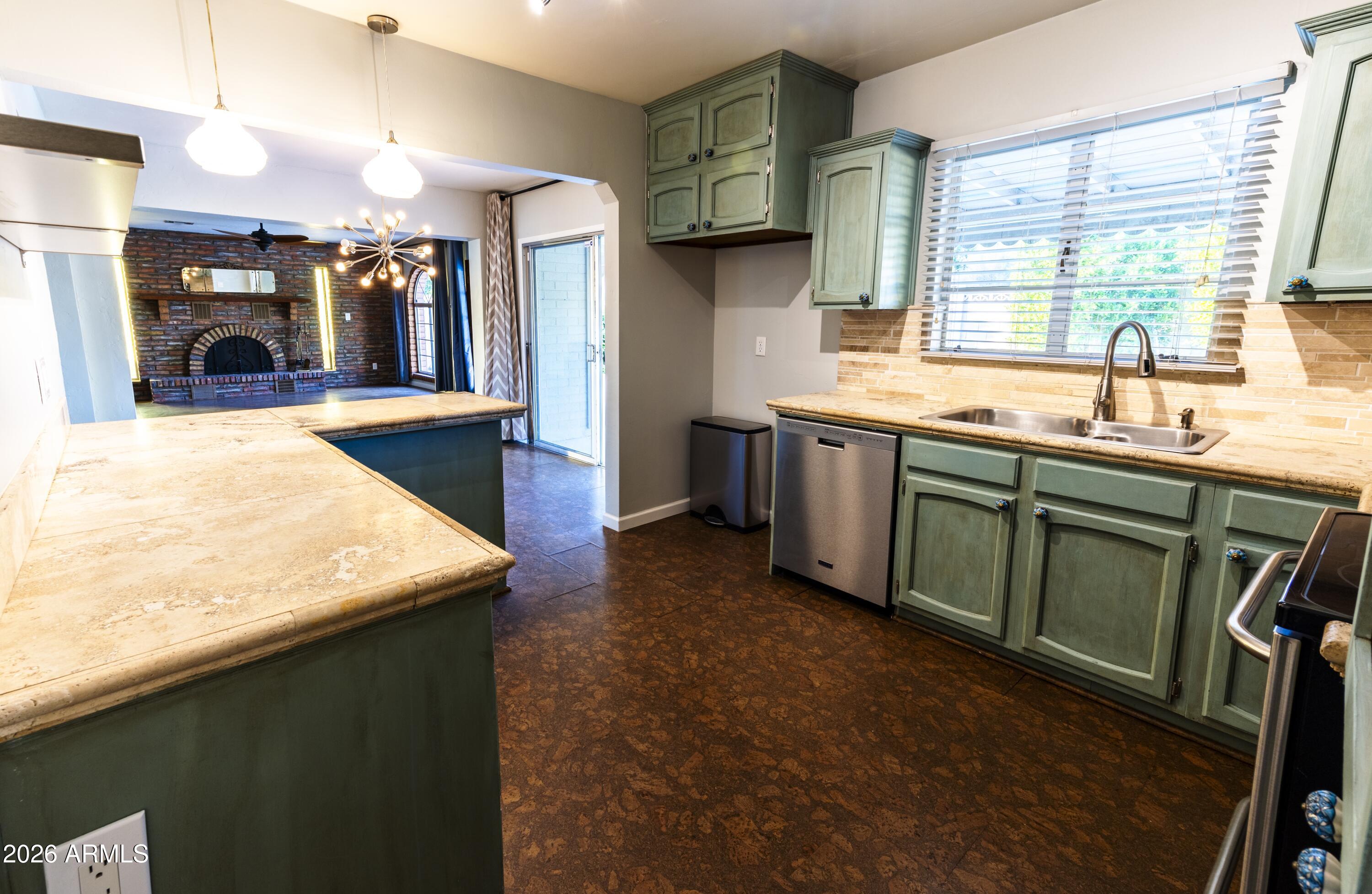 3506 E Fairmount Avenue