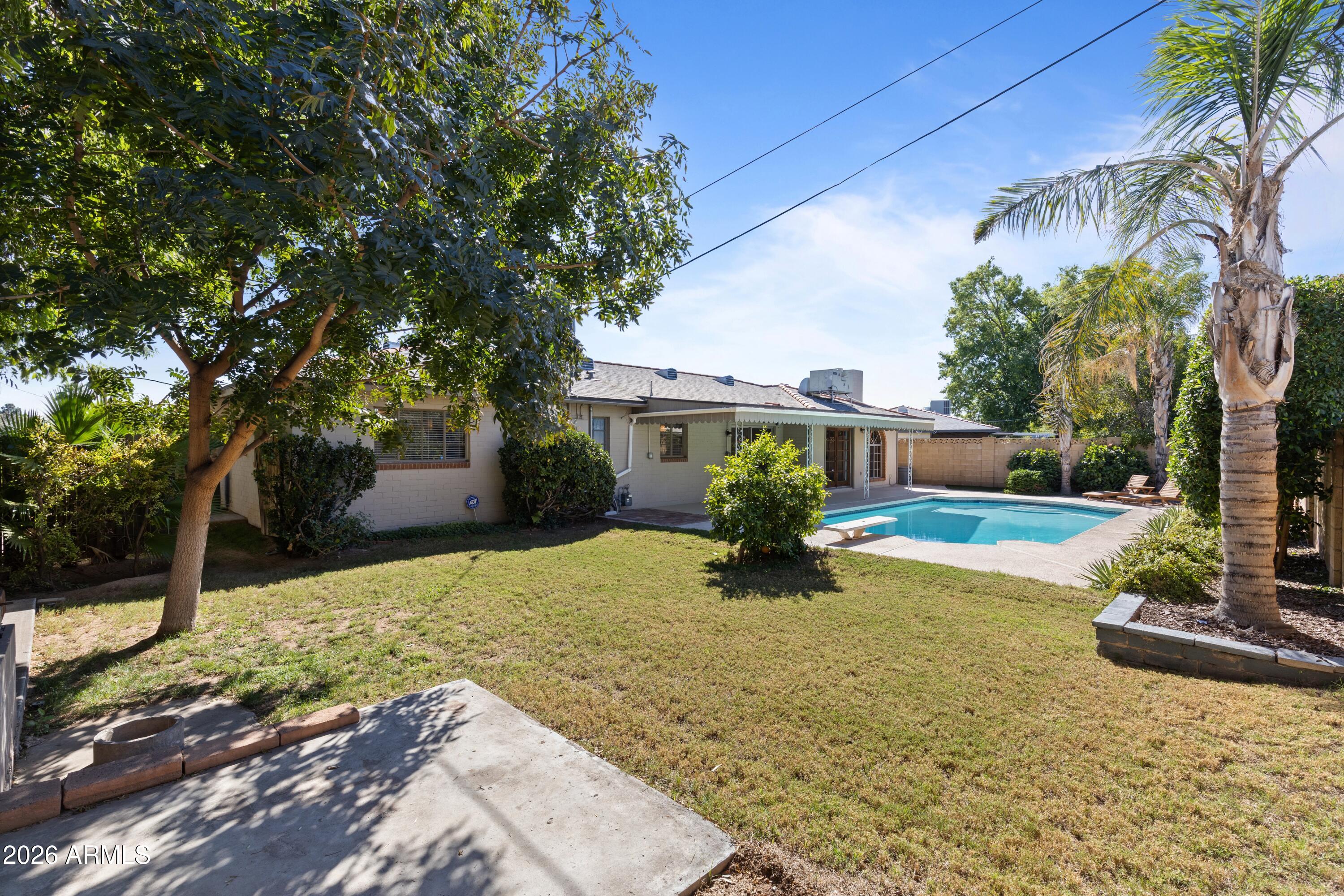 3506 E Fairmount Avenue