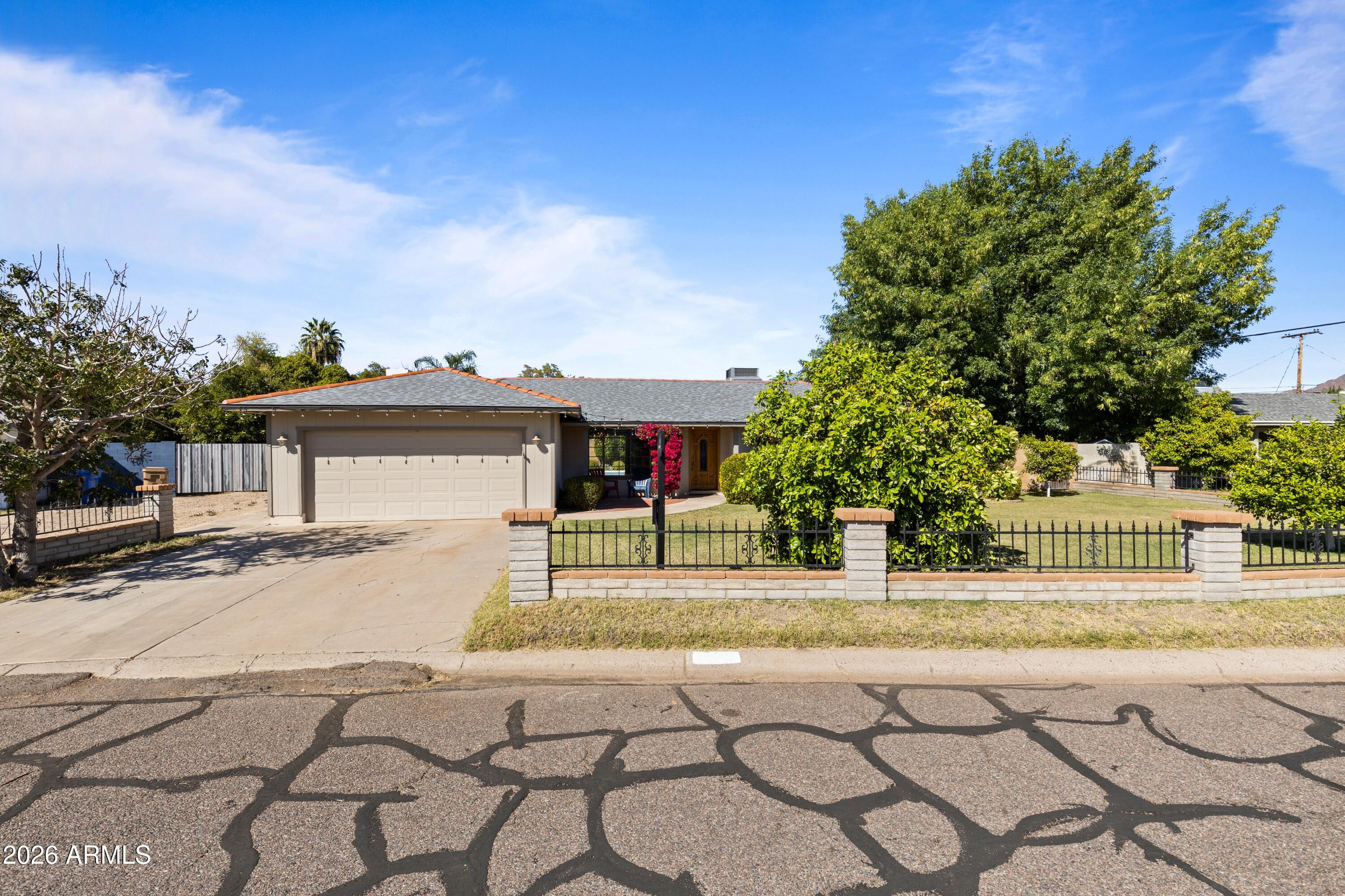 3506 E Fairmount Avenue