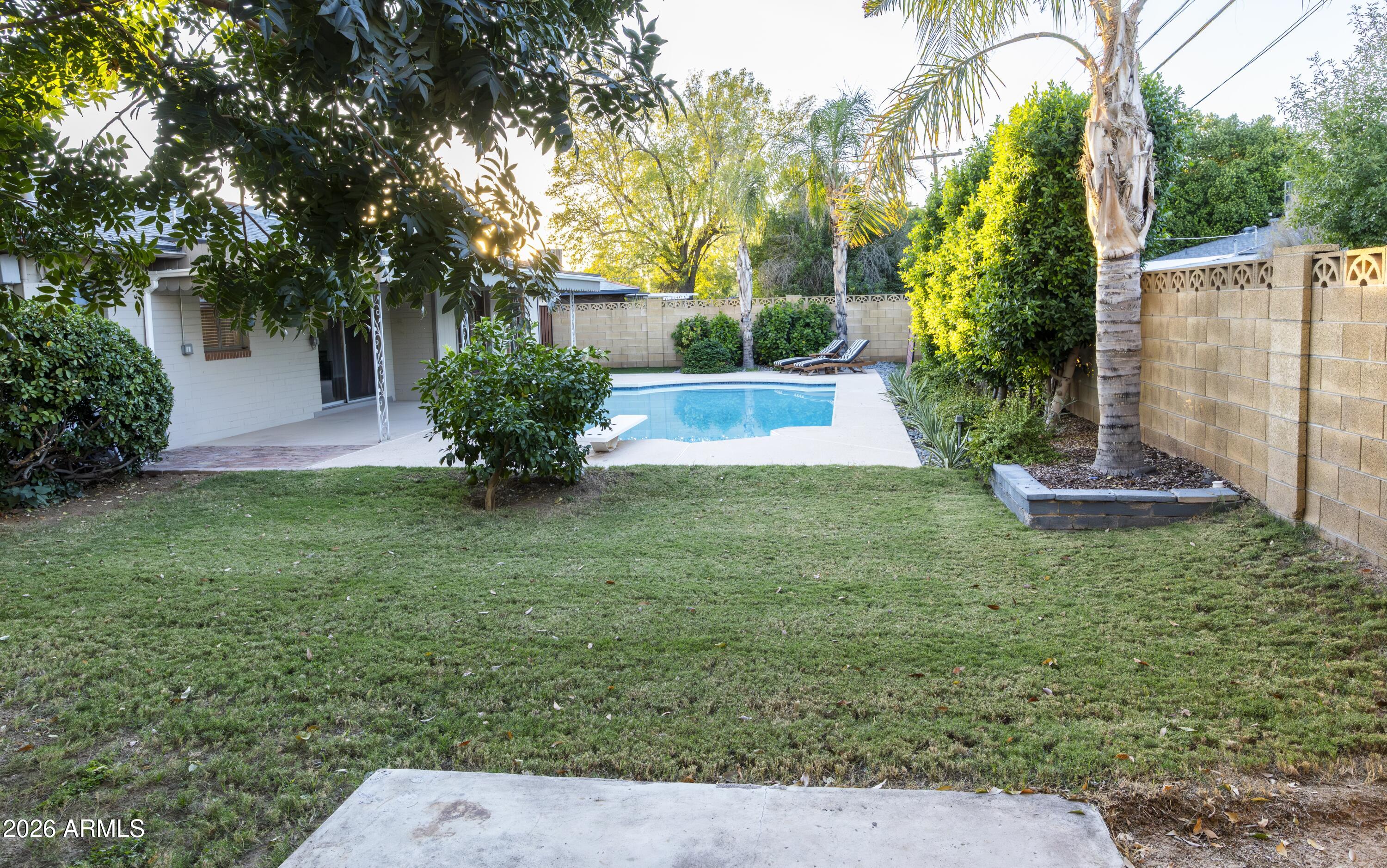 3506 E Fairmount Avenue