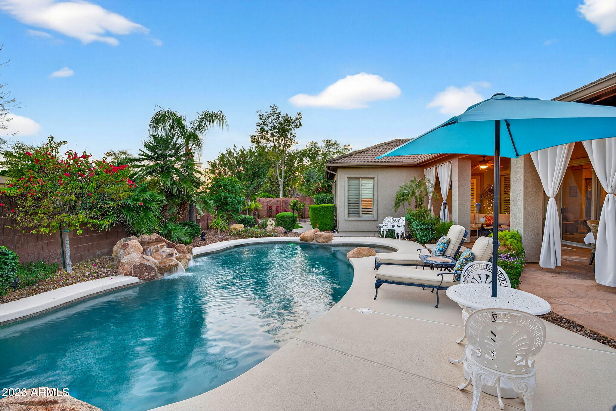 4155 E DUBOIS Avenue