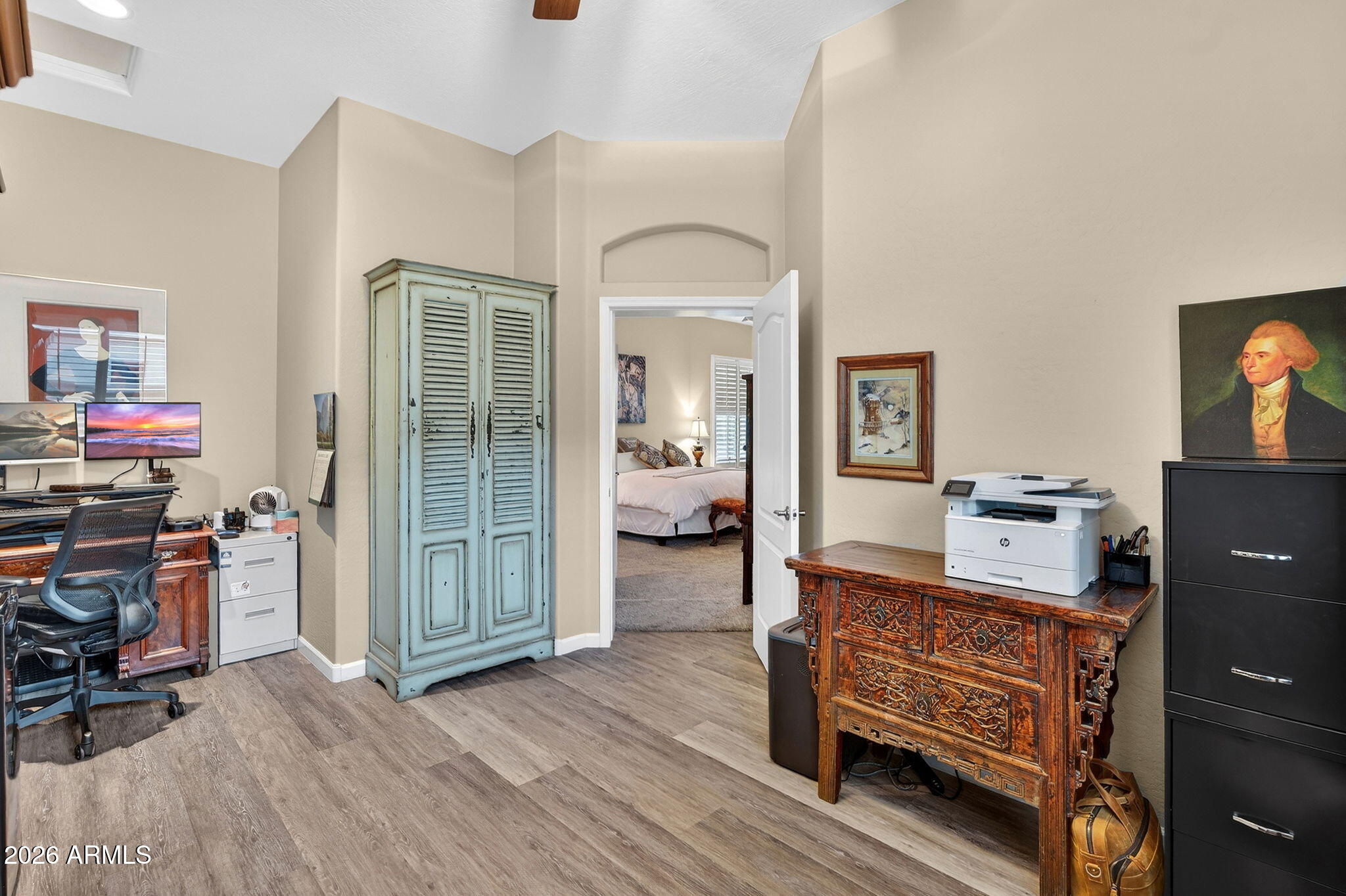 4155 E DUBOIS Avenue