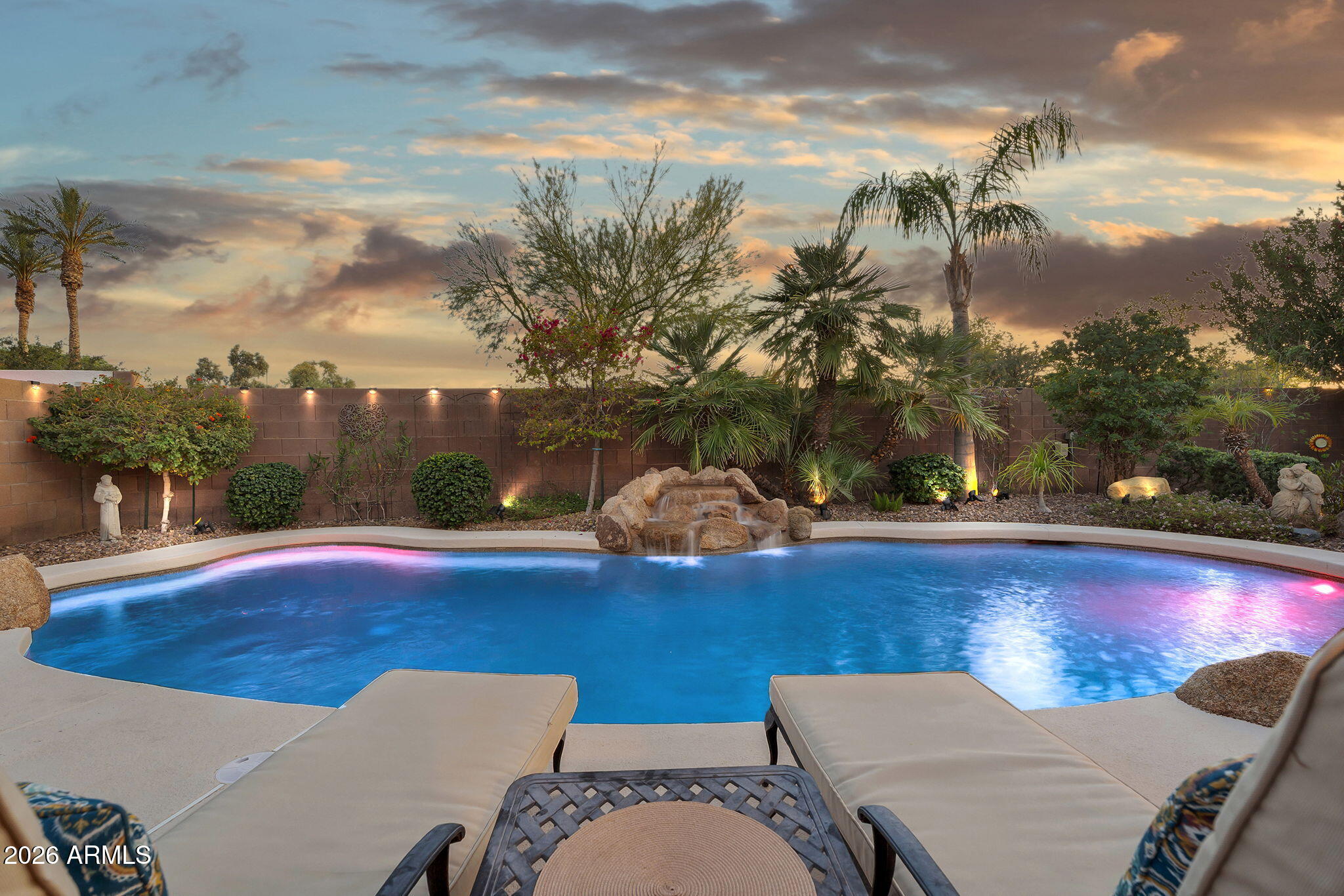 4155 E DUBOIS Avenue