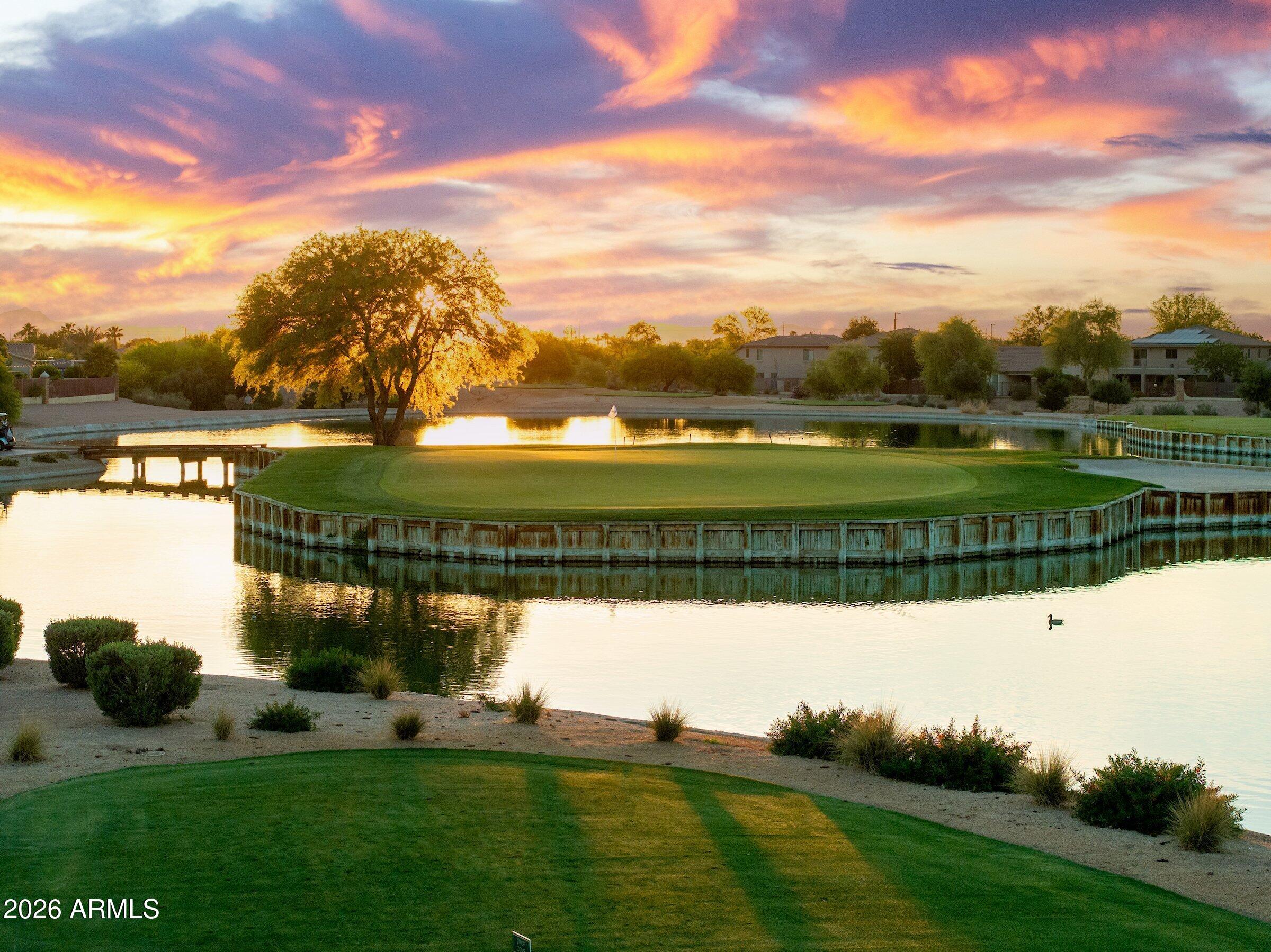 4155 E DUBOIS Avenue