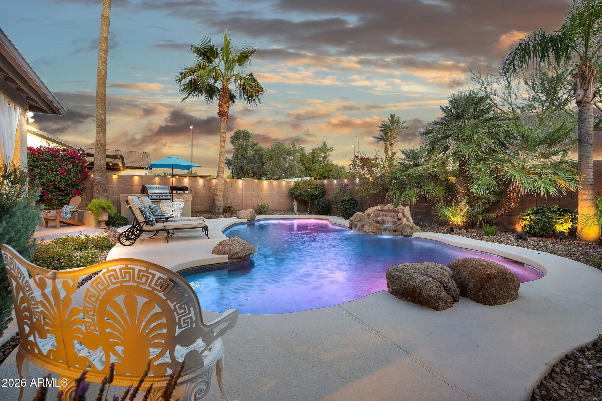 4155 E DUBOIS Avenue