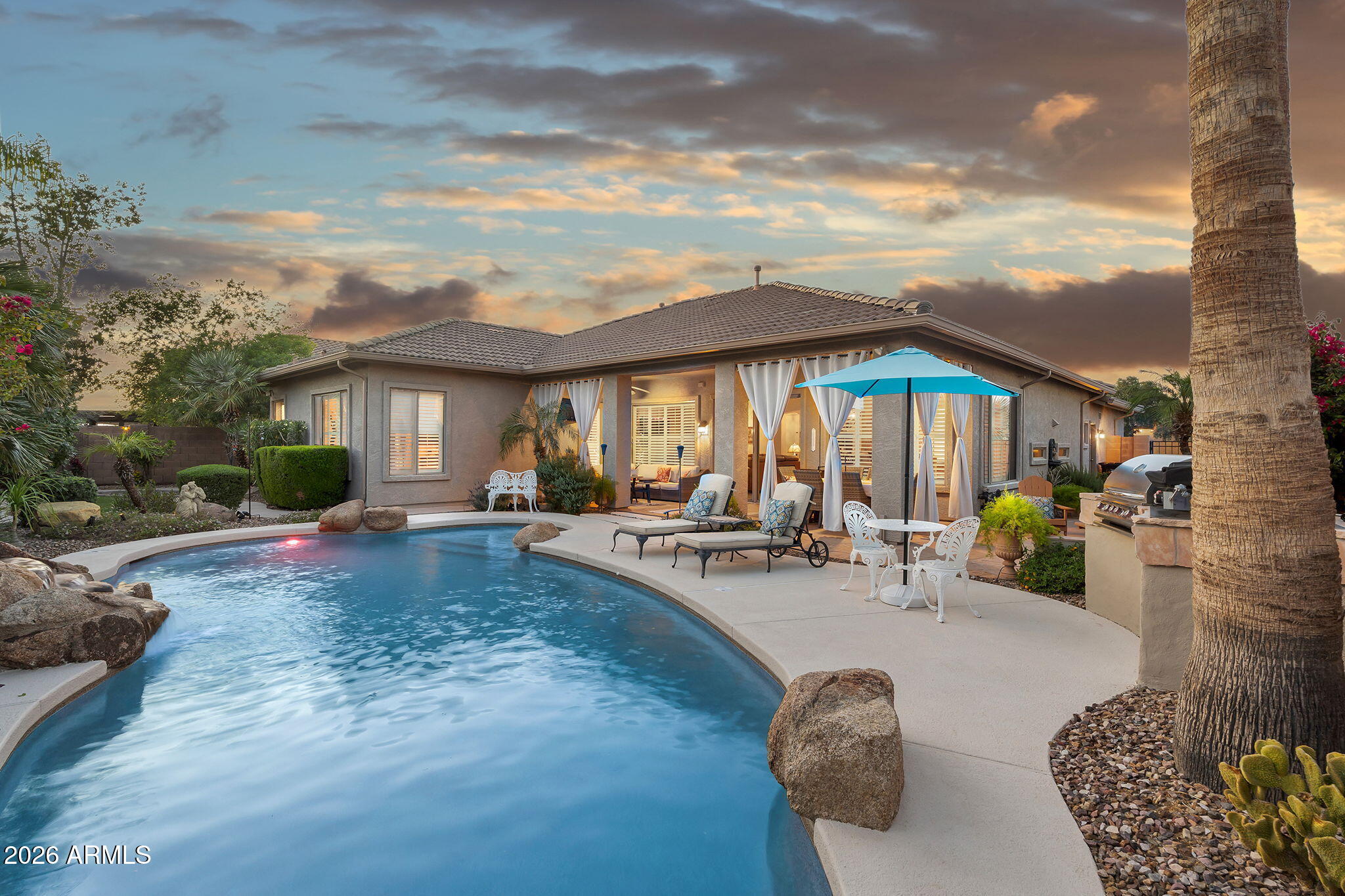 4155 E DUBOIS Avenue