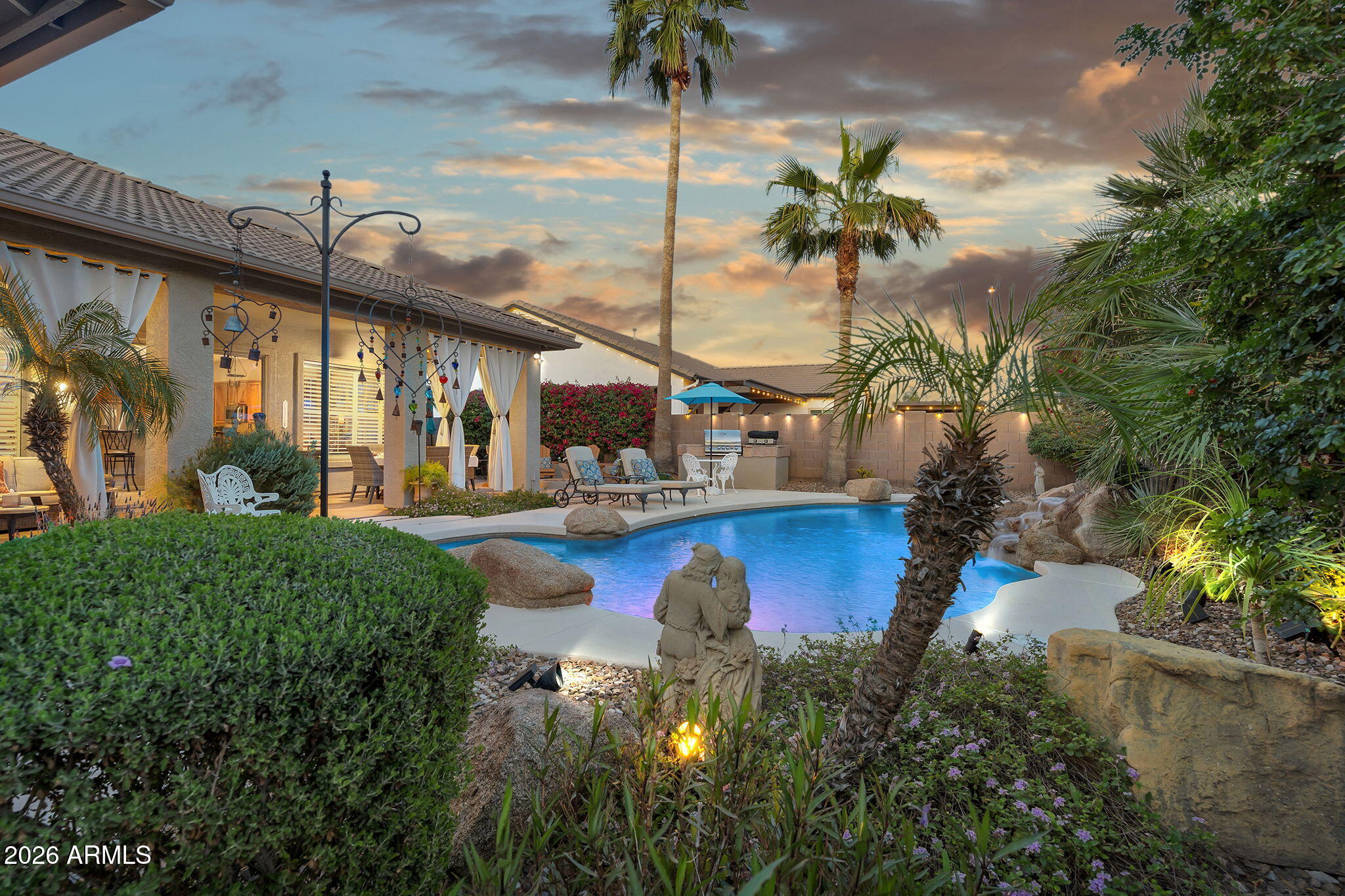 4155 E DUBOIS Avenue