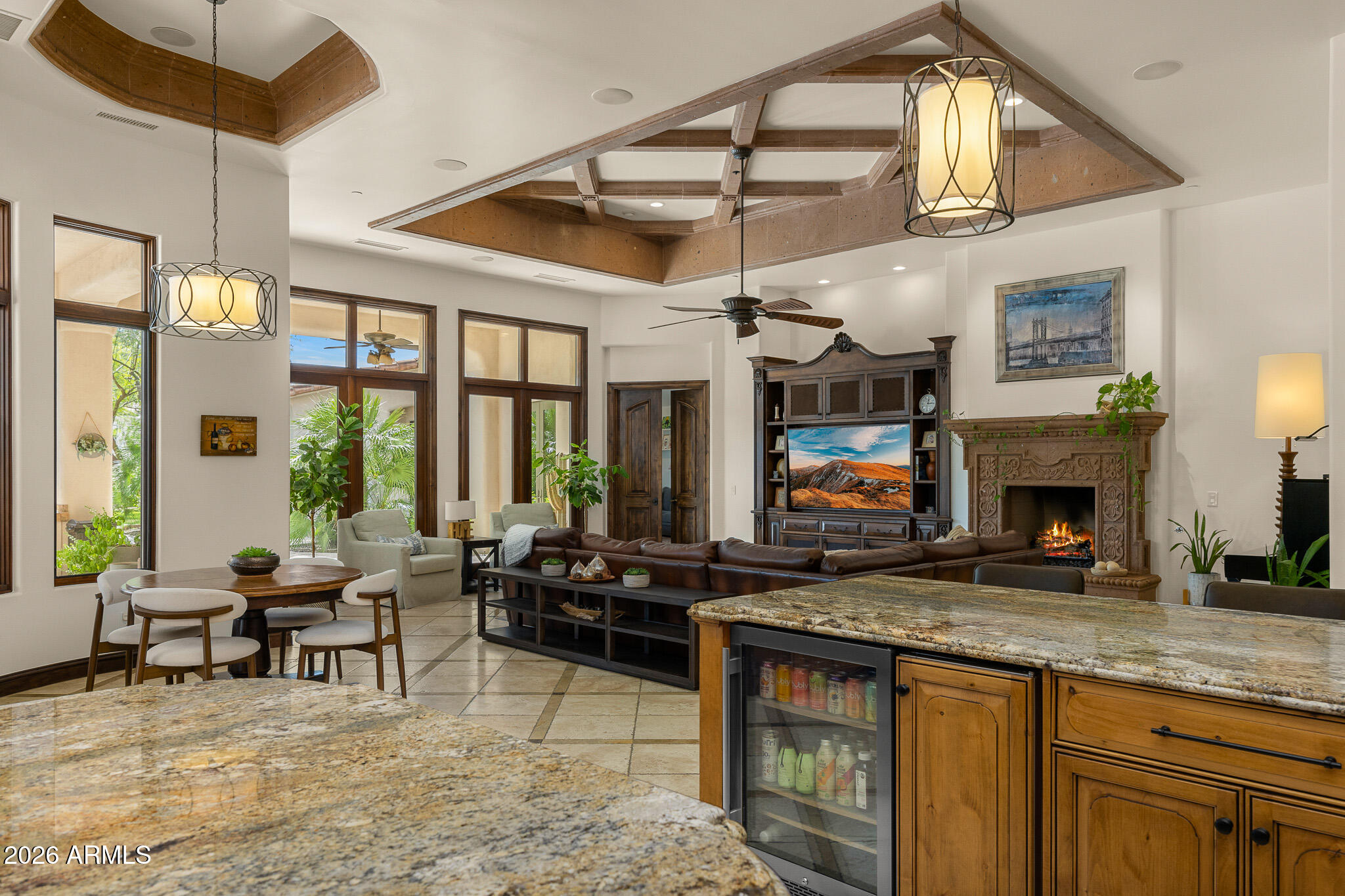 5401 E MOCKINGBIRD Lane