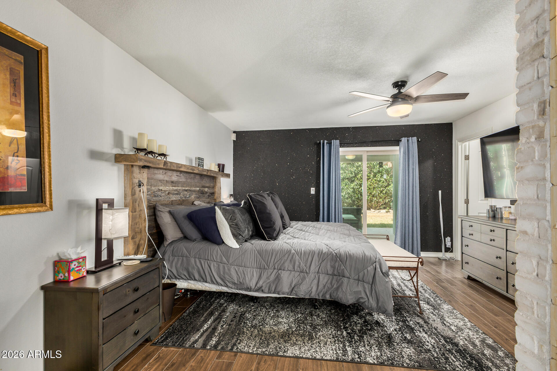 10710 E CLINTON Street